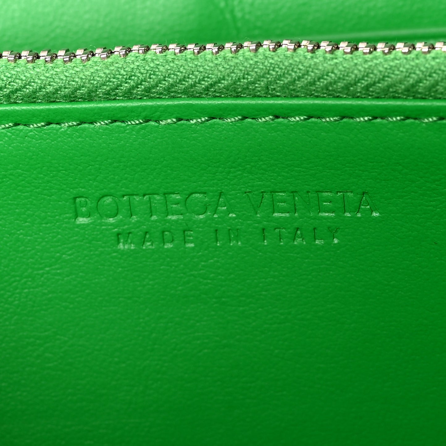 Calfskin Maxi Intrecciato Zip Wallet Parakeet