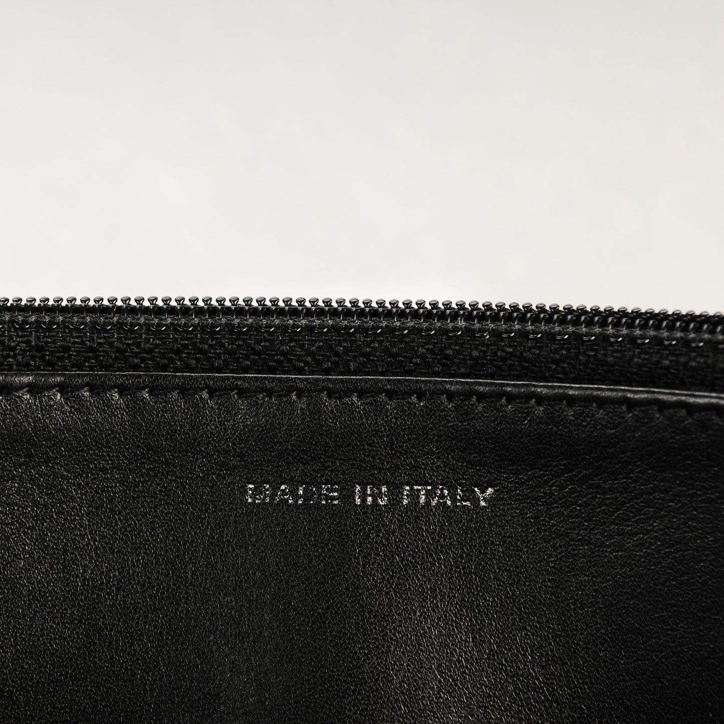 Lambskin Embossed Lax Wallet On Chain WOC Black
