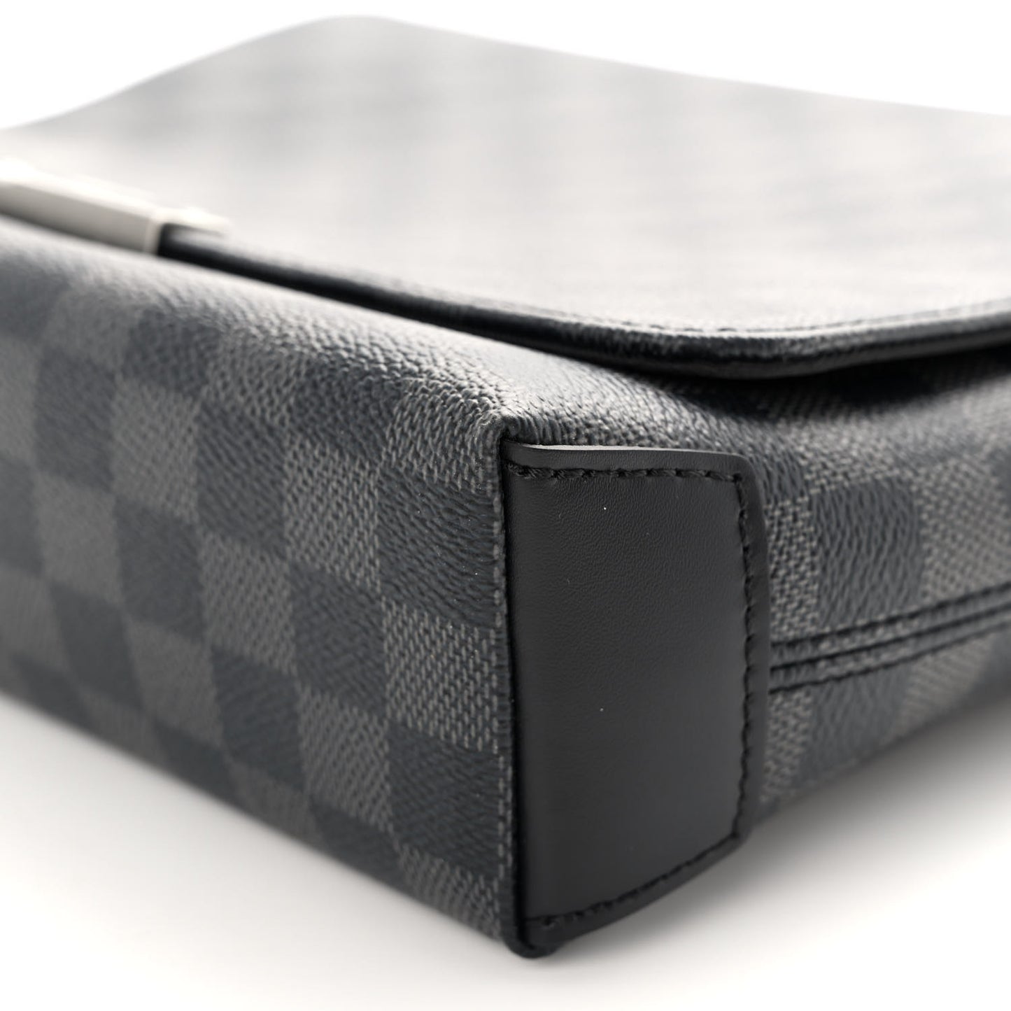 Damier Graphite District PM
