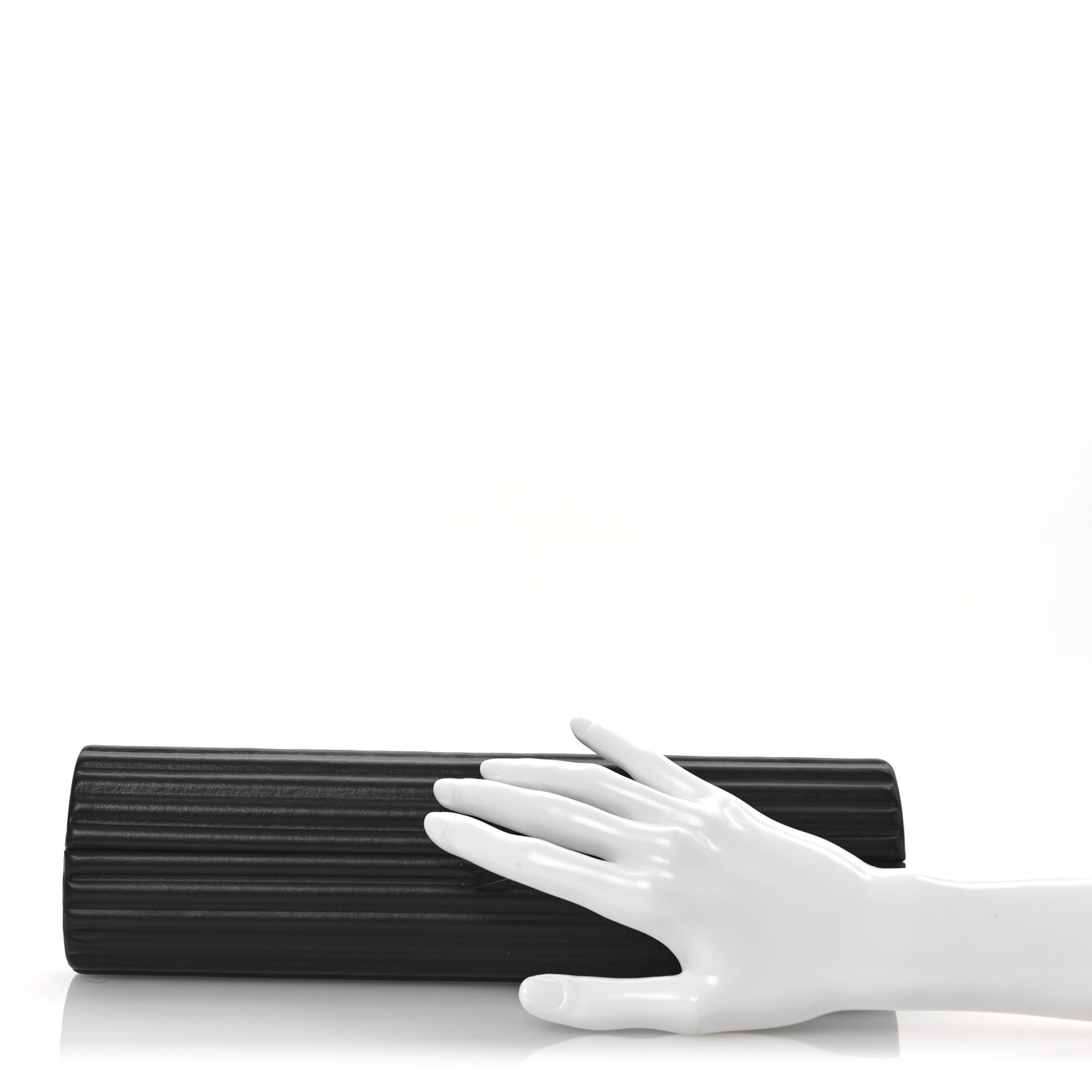 Calfskin Opyum Clutch Black