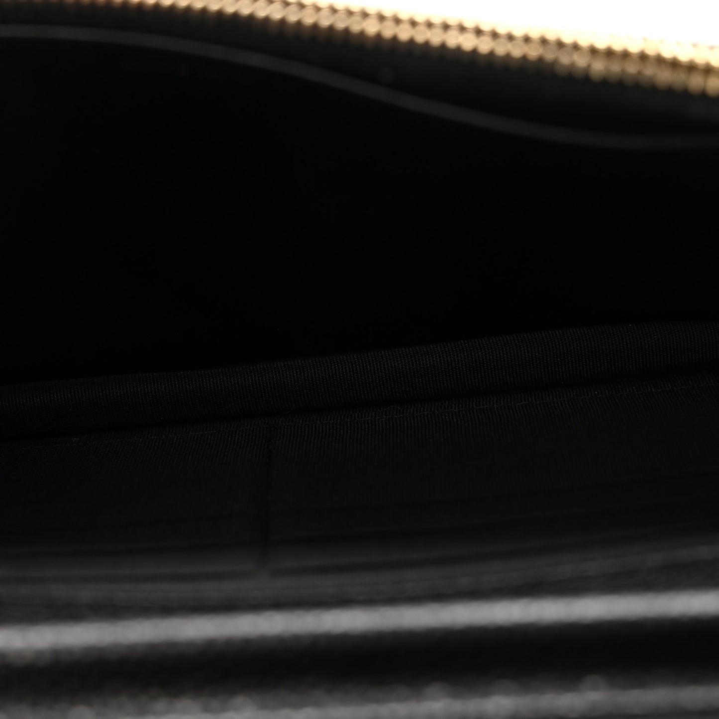 Caviar Quilted Golden Class Wallet On Chain WOC Black