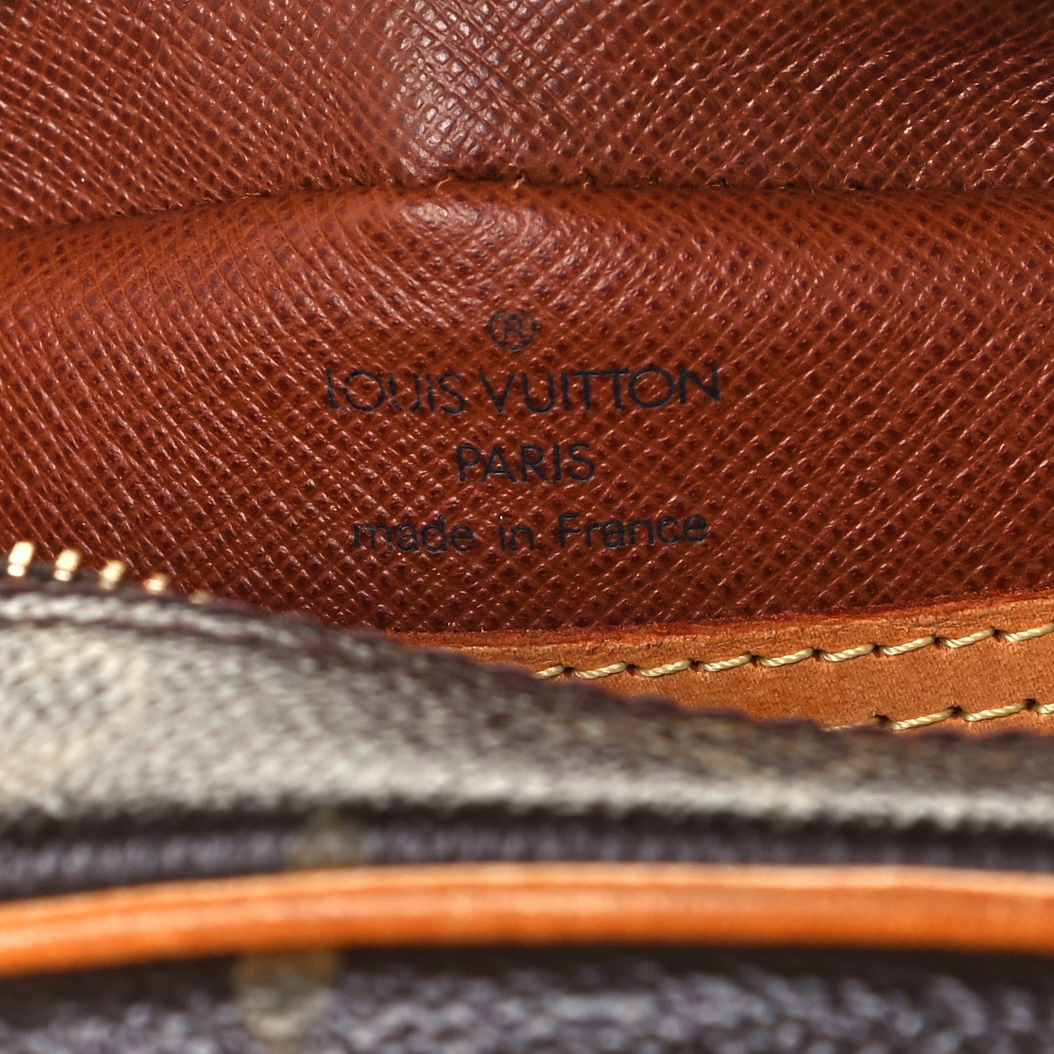 Louis Vuitton Monogram Blois 6 of 10