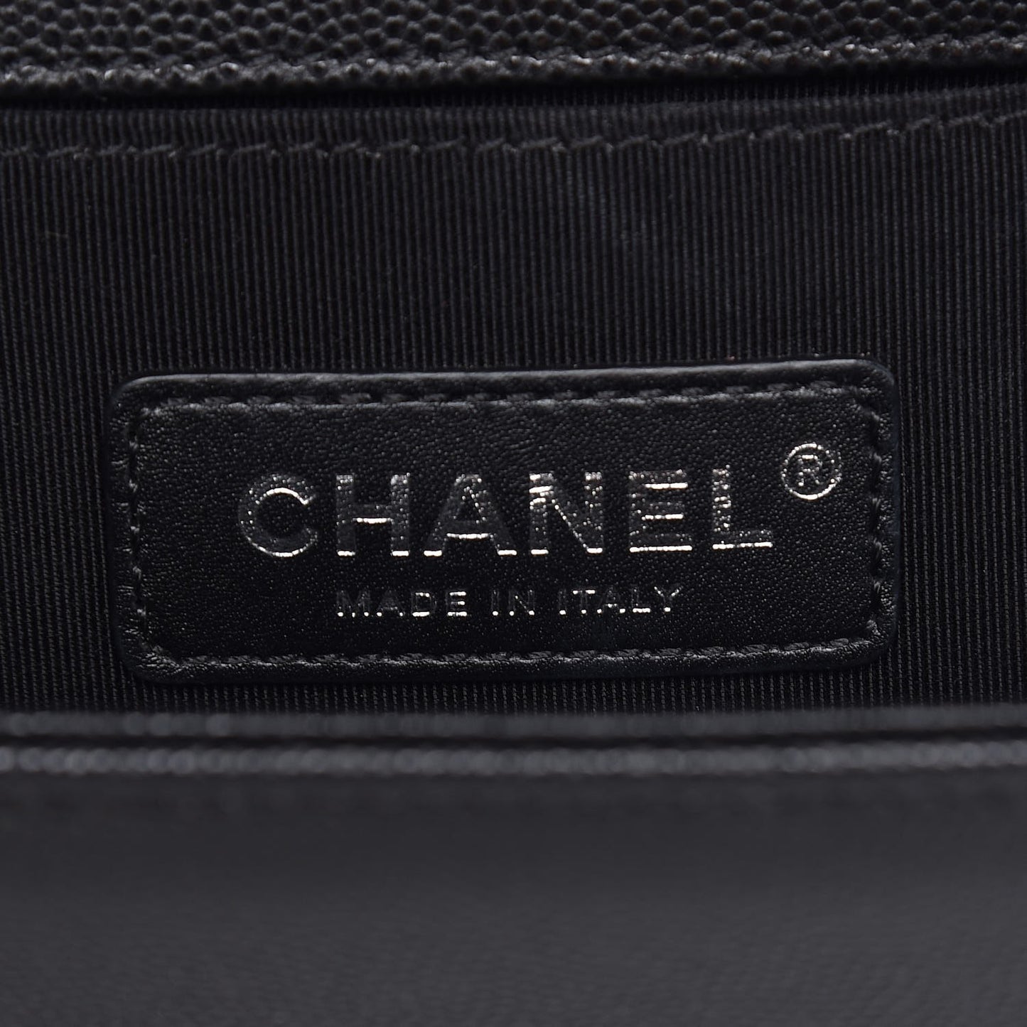 Caviar Chevron Quilted Medium Boy Flap Black