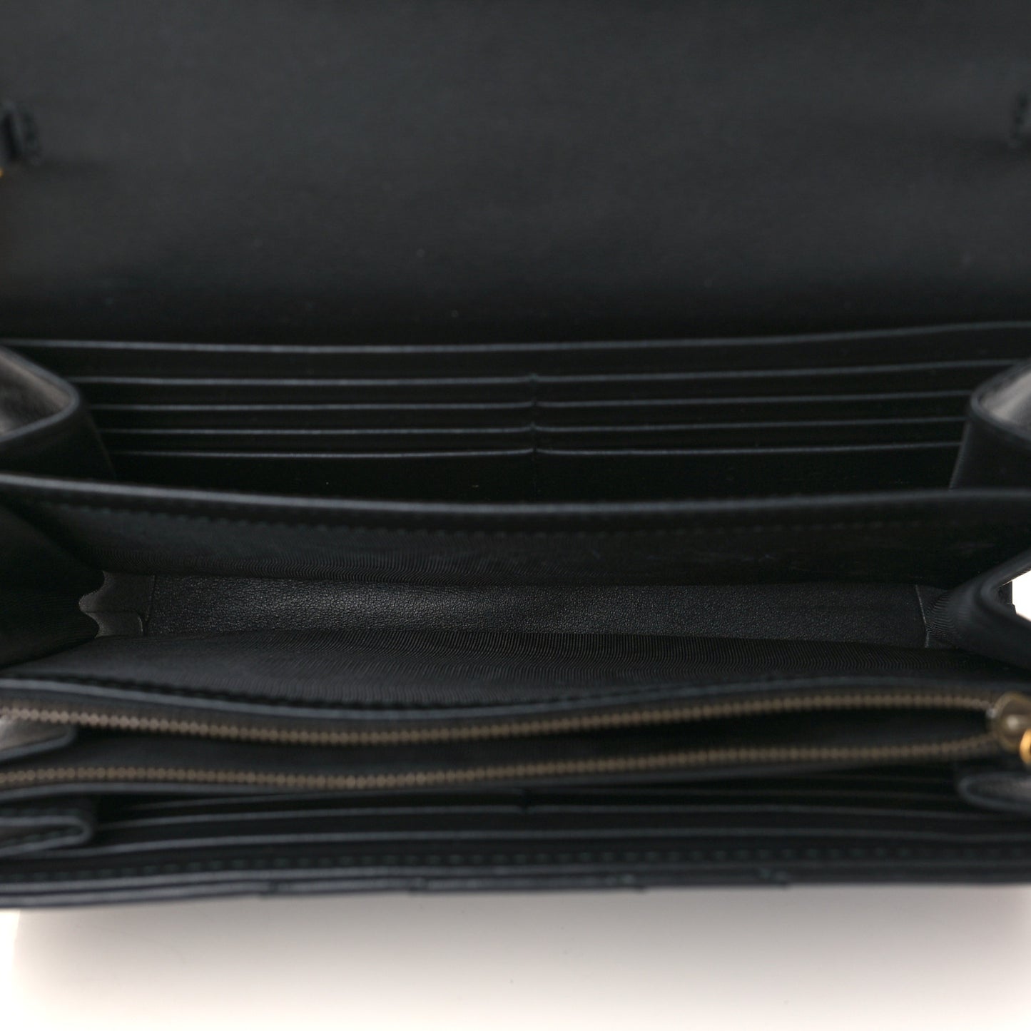 Calfskin Matelasse GG Marmont Chain Wallet Black
