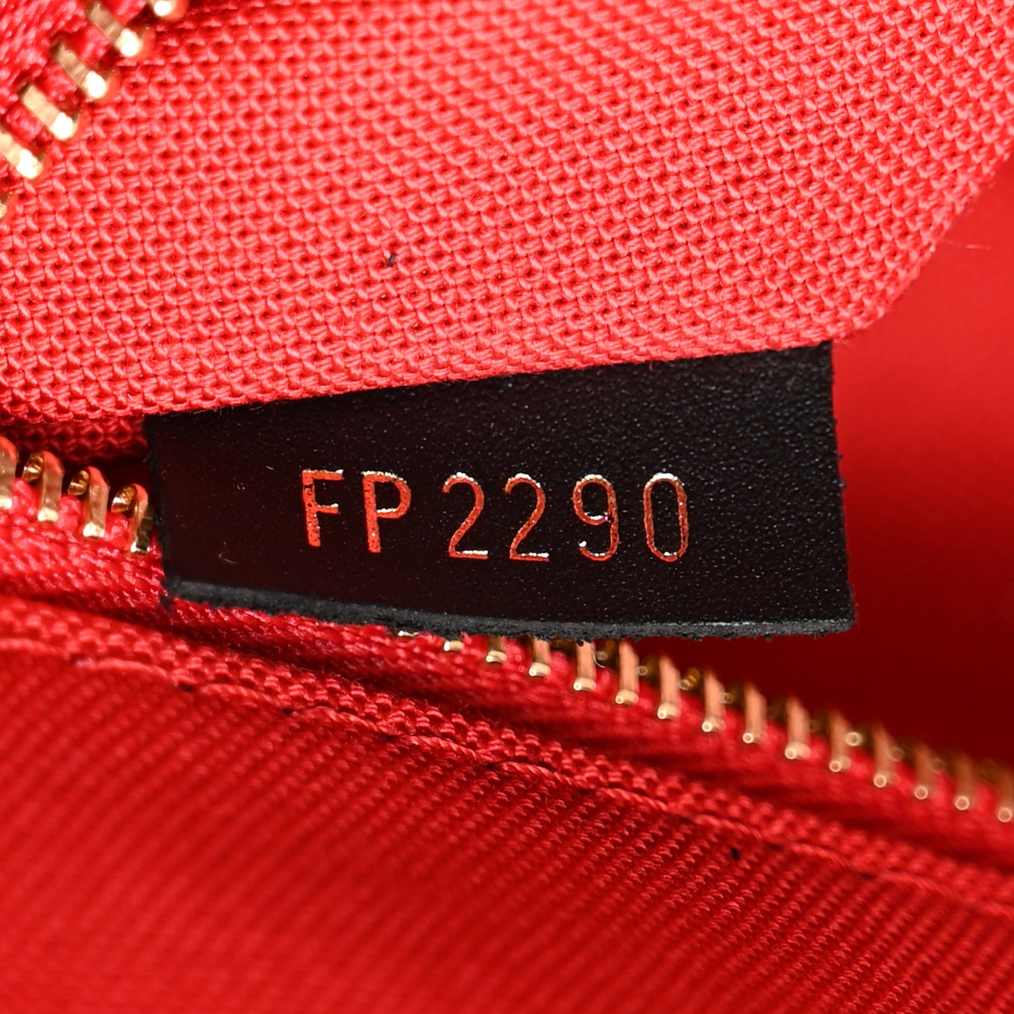 LOUIS VUITTON Reverse Monogram Giant Onthego GM