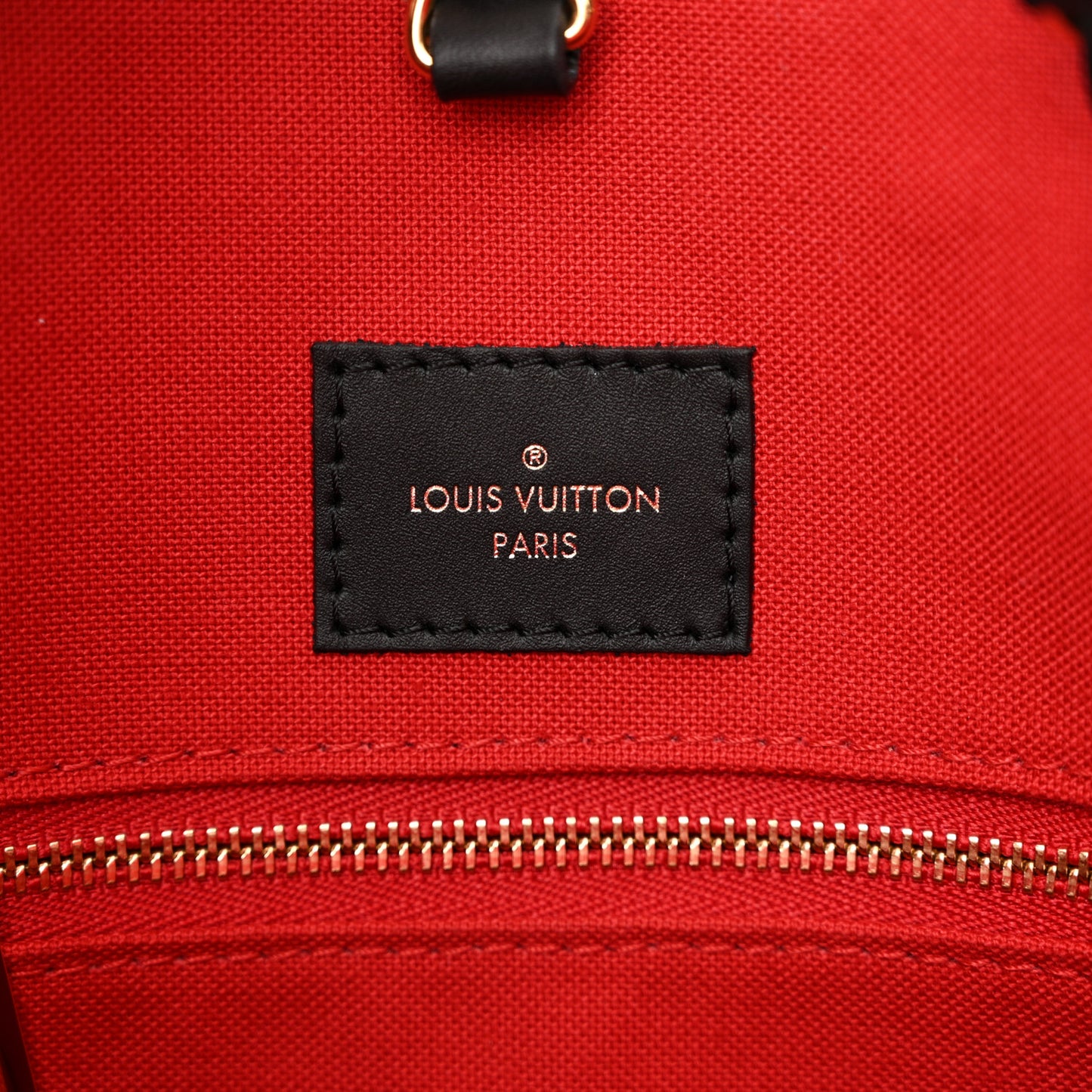 Reverse Monogram Giant Onthego MM