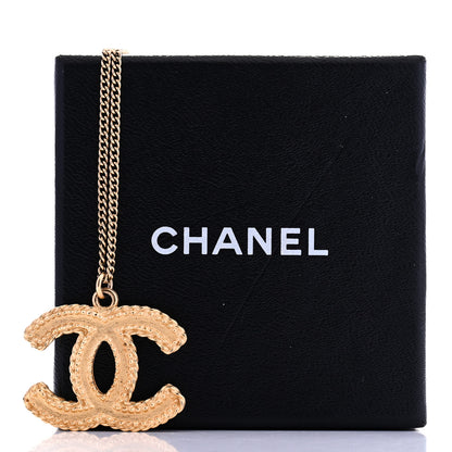 Chanel Metal CC Necklace Matte Gold 6 of 6