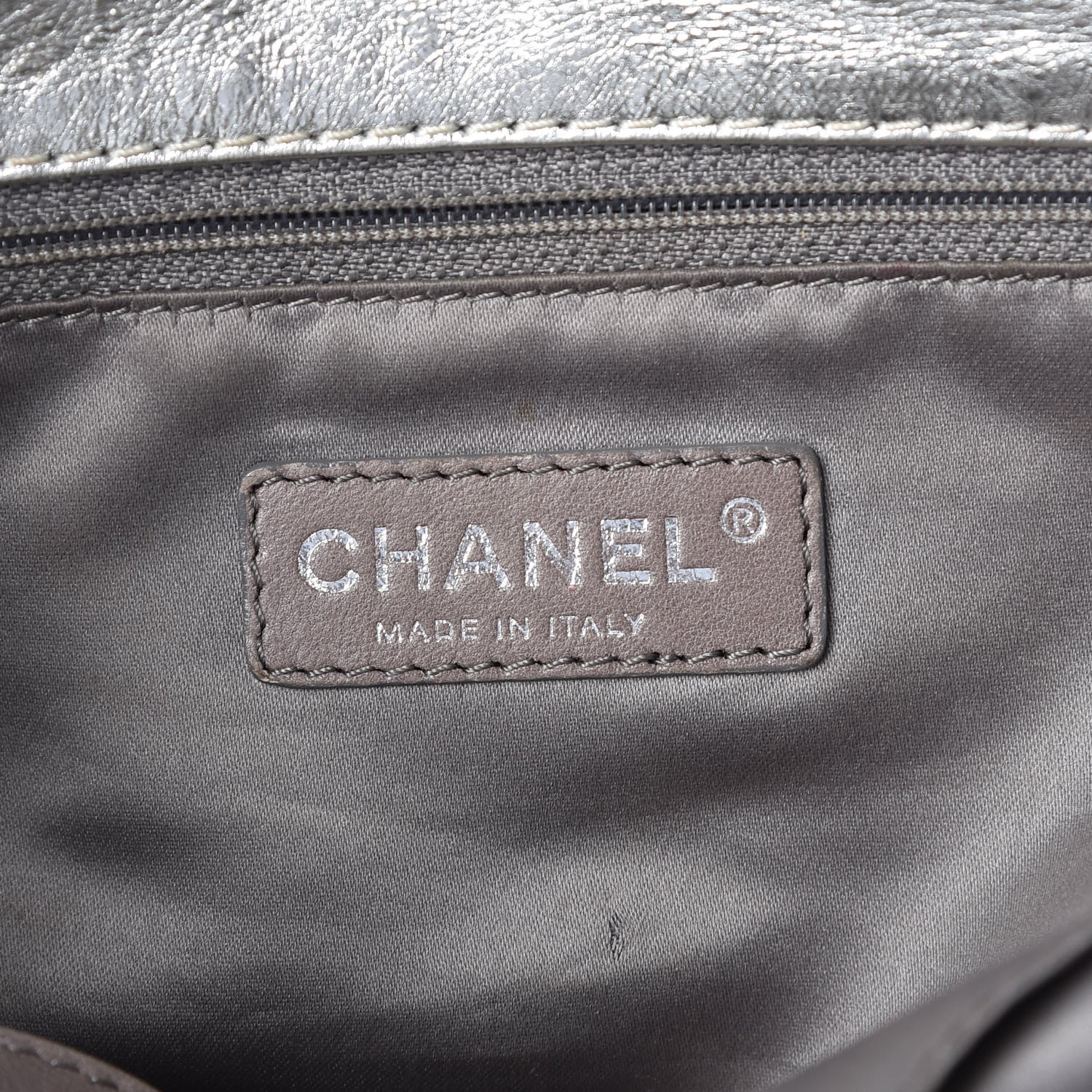 Chanel Metallic Glazed Calfskin Perforated Medium Rodeo Drive Tote Silver 6 of 10