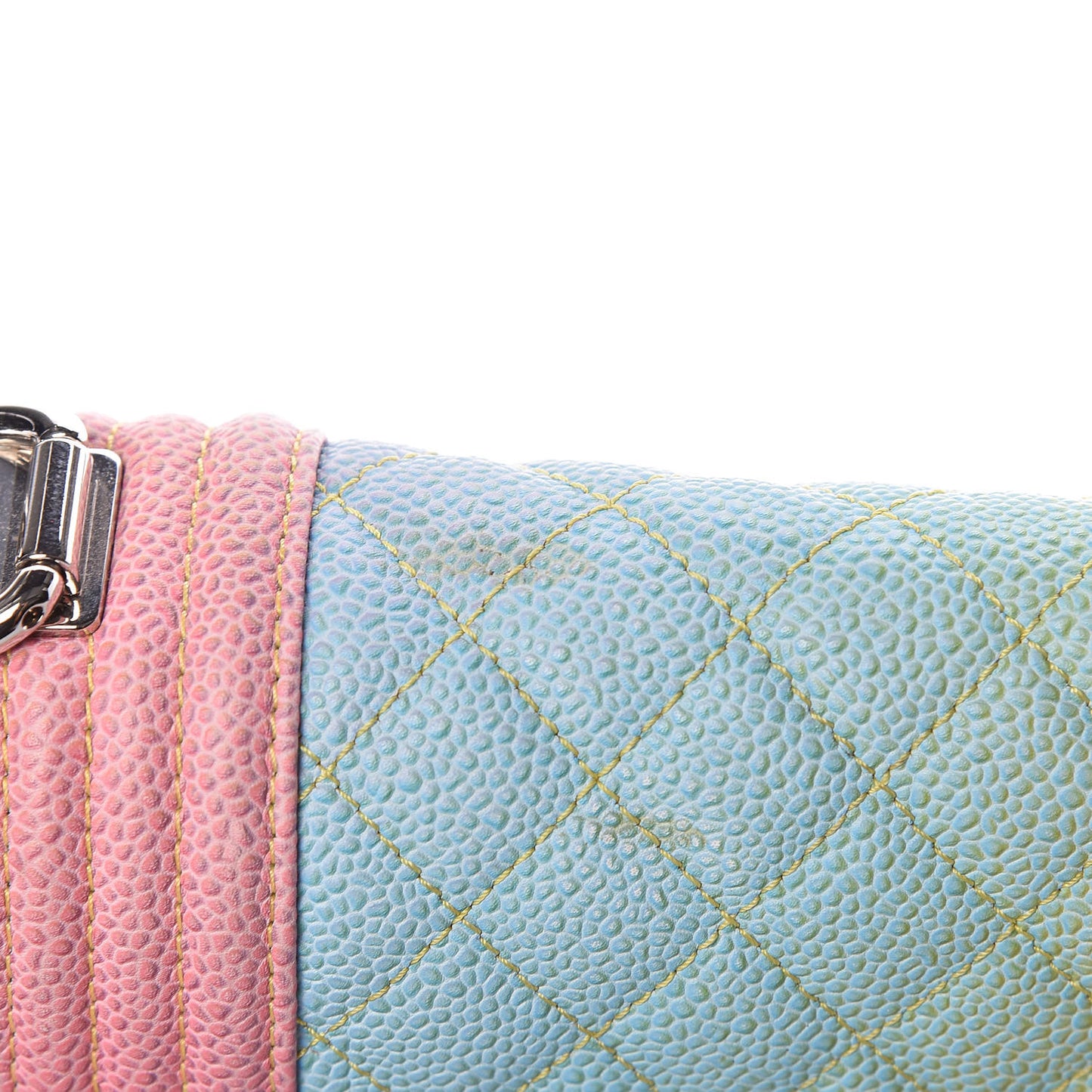 Caviar Quilted Medium Cuba Rainbow Boy Flap Multicolor