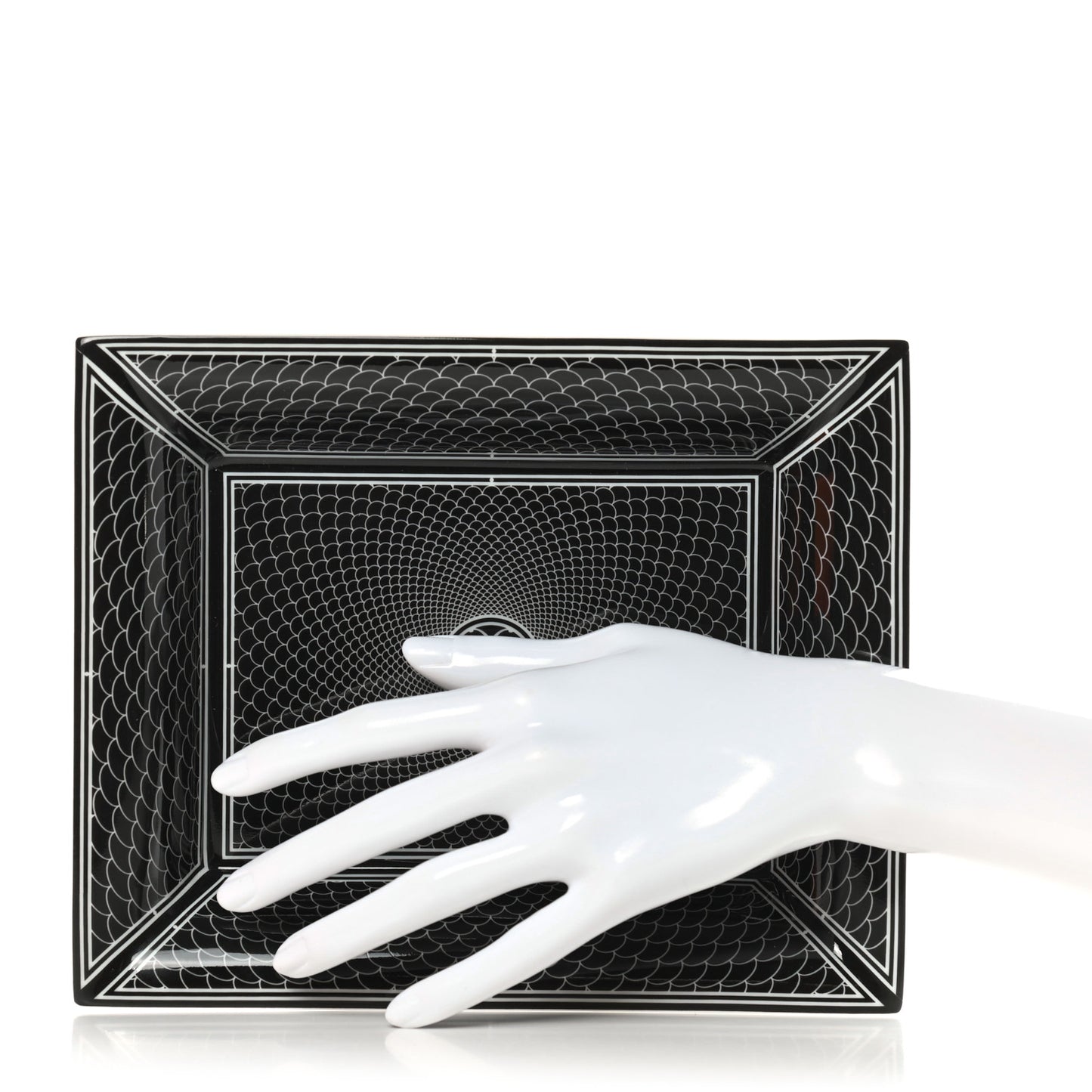 Porcelain H Deco Change Tray Black