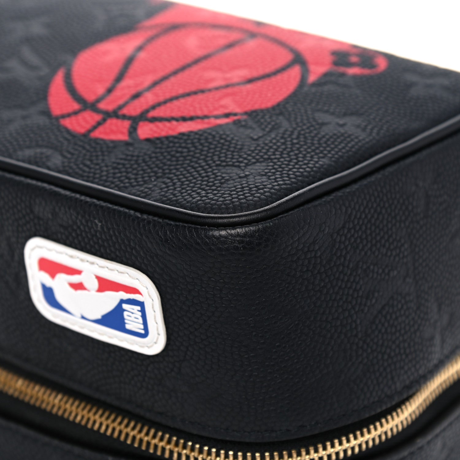 Louis Vuitton X NBA Calfskin Monogram Embossed Cloakroom Dopp Kit Black 13 of 18