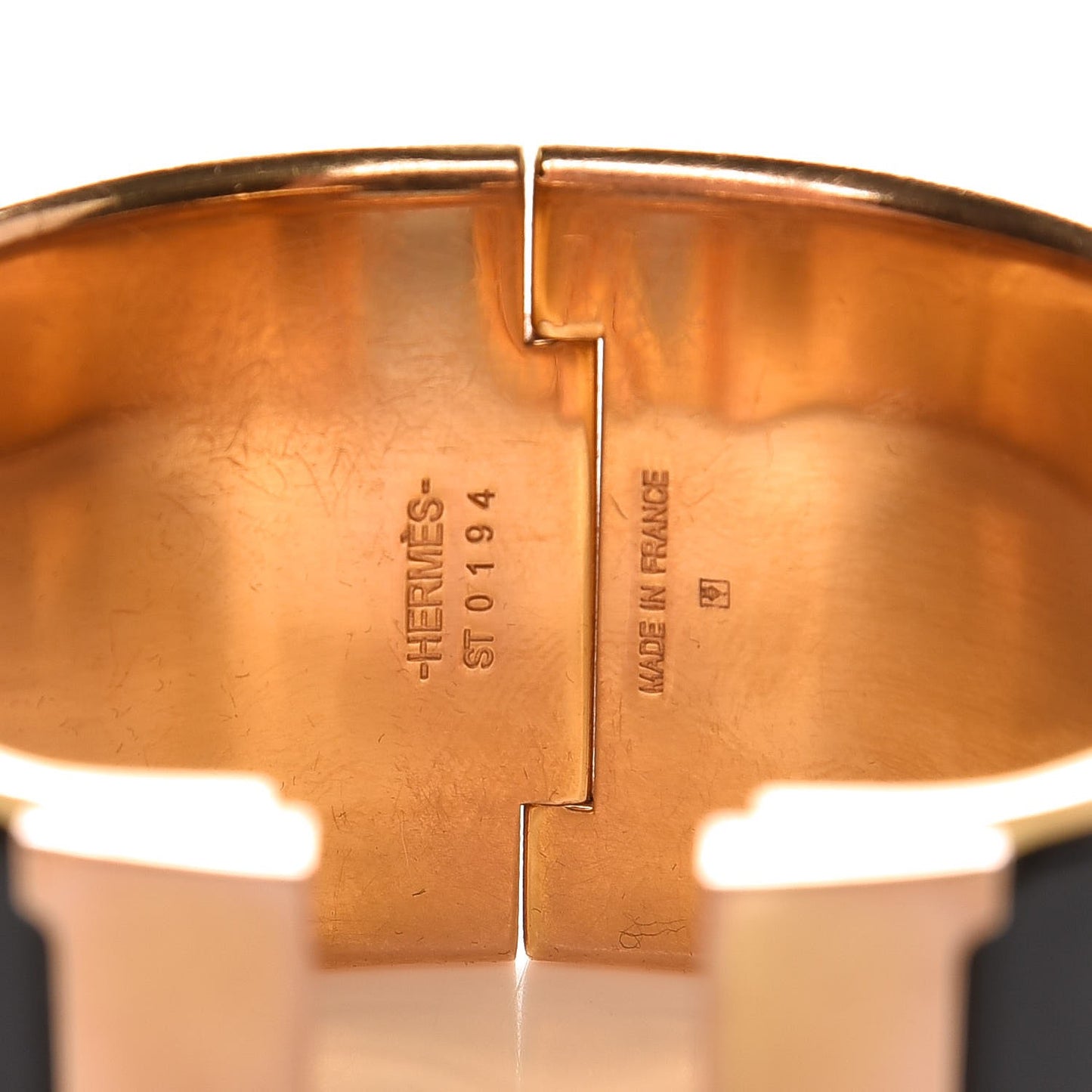 Enamel Extra Wide Clic Clac H Bracelet PM Black
