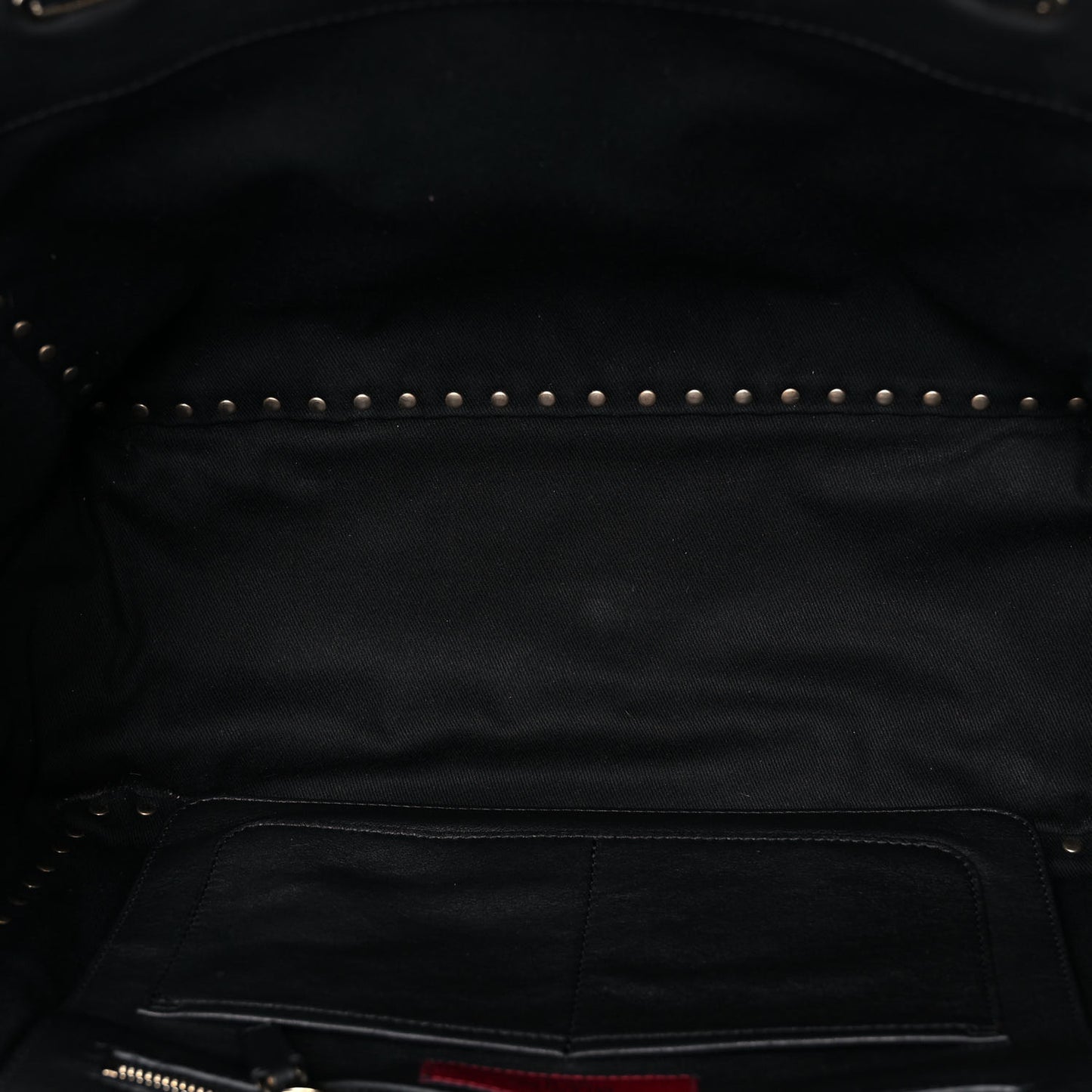 Vitello Medium Rockstud Tote Black