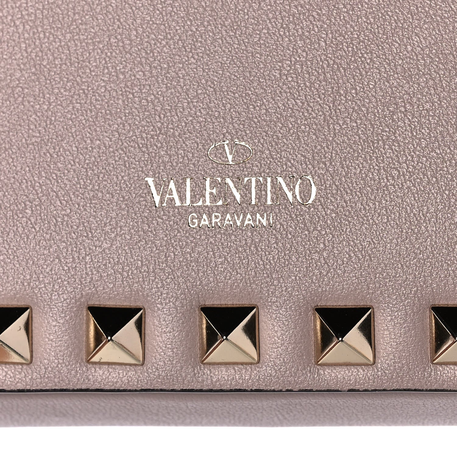 Valentino Garavani Vitello Rockstud Chain Clutch Poudre 7 of 10