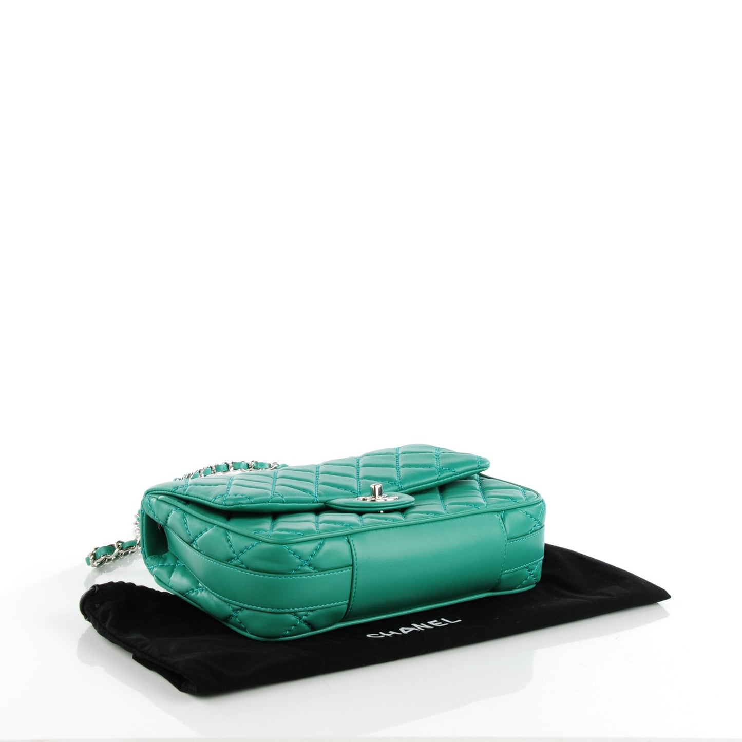 Lambskin Quilted Medium Easy Carry Flap Green