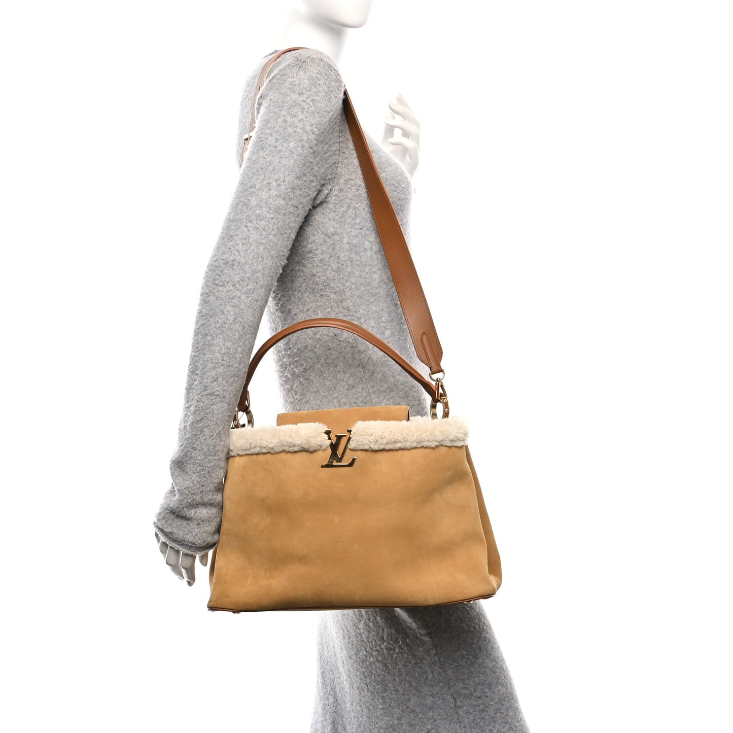 Suede Calfskin Shearling Capucines GM Souple Beige