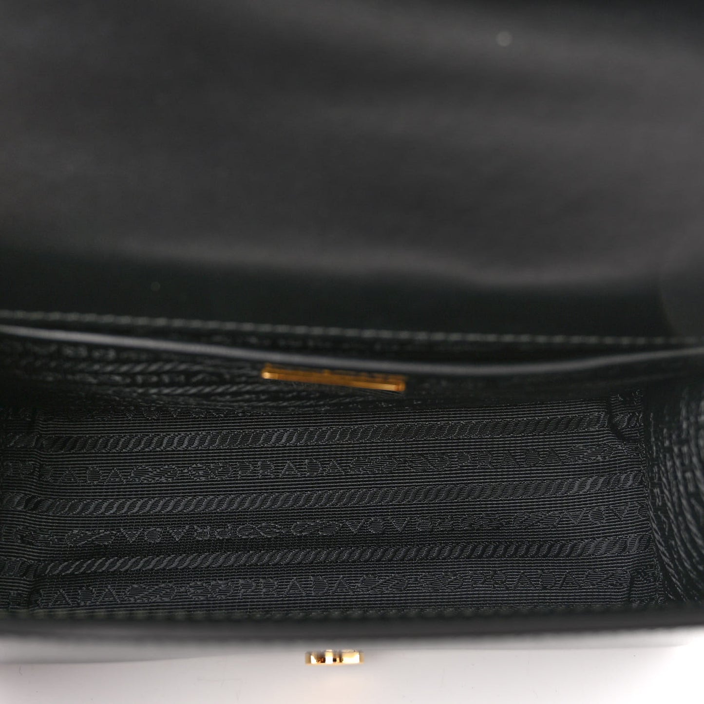 Saffiano Chain Shoulder Bag Black