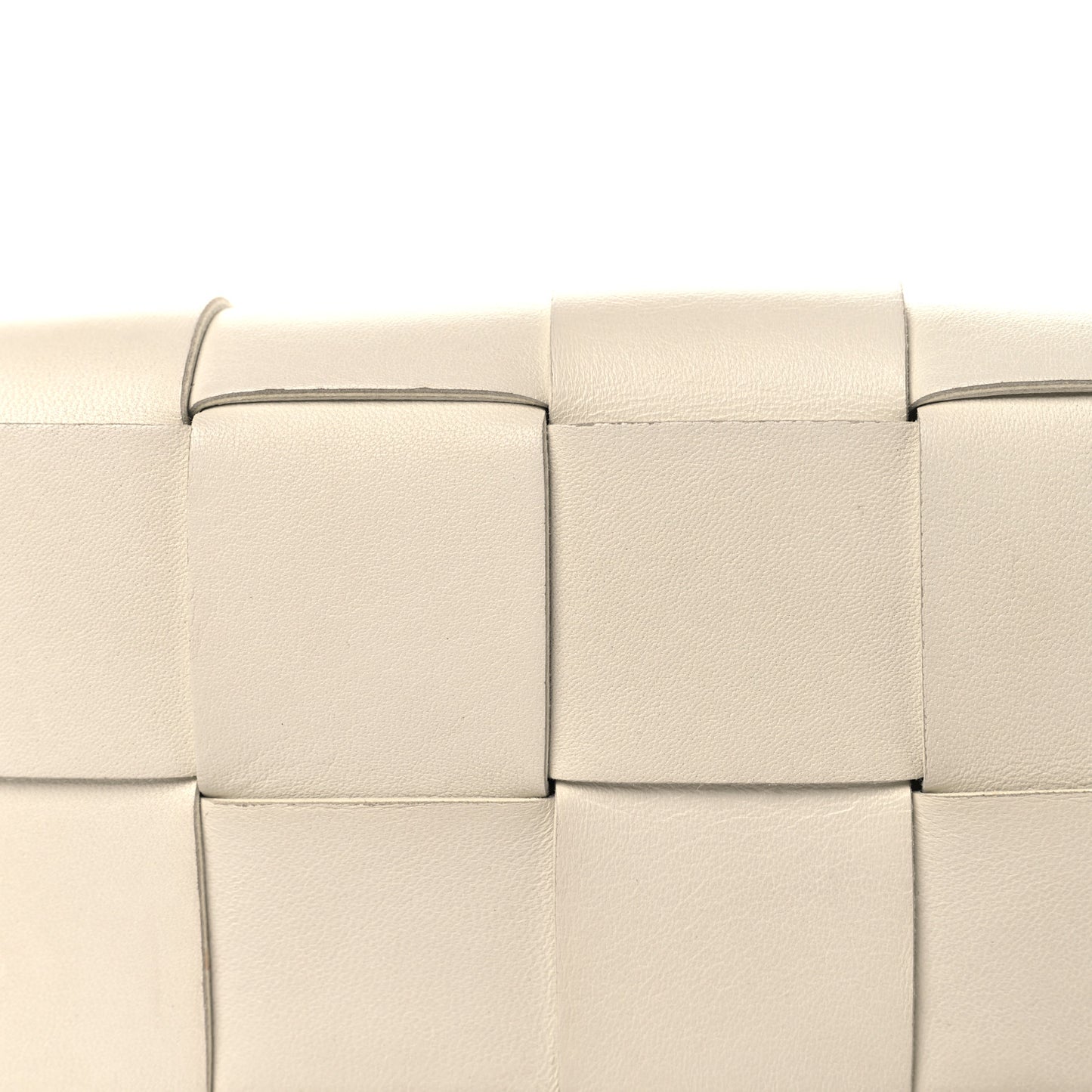 Nappa Maxi Intreccio The Belt Cassette Bag White