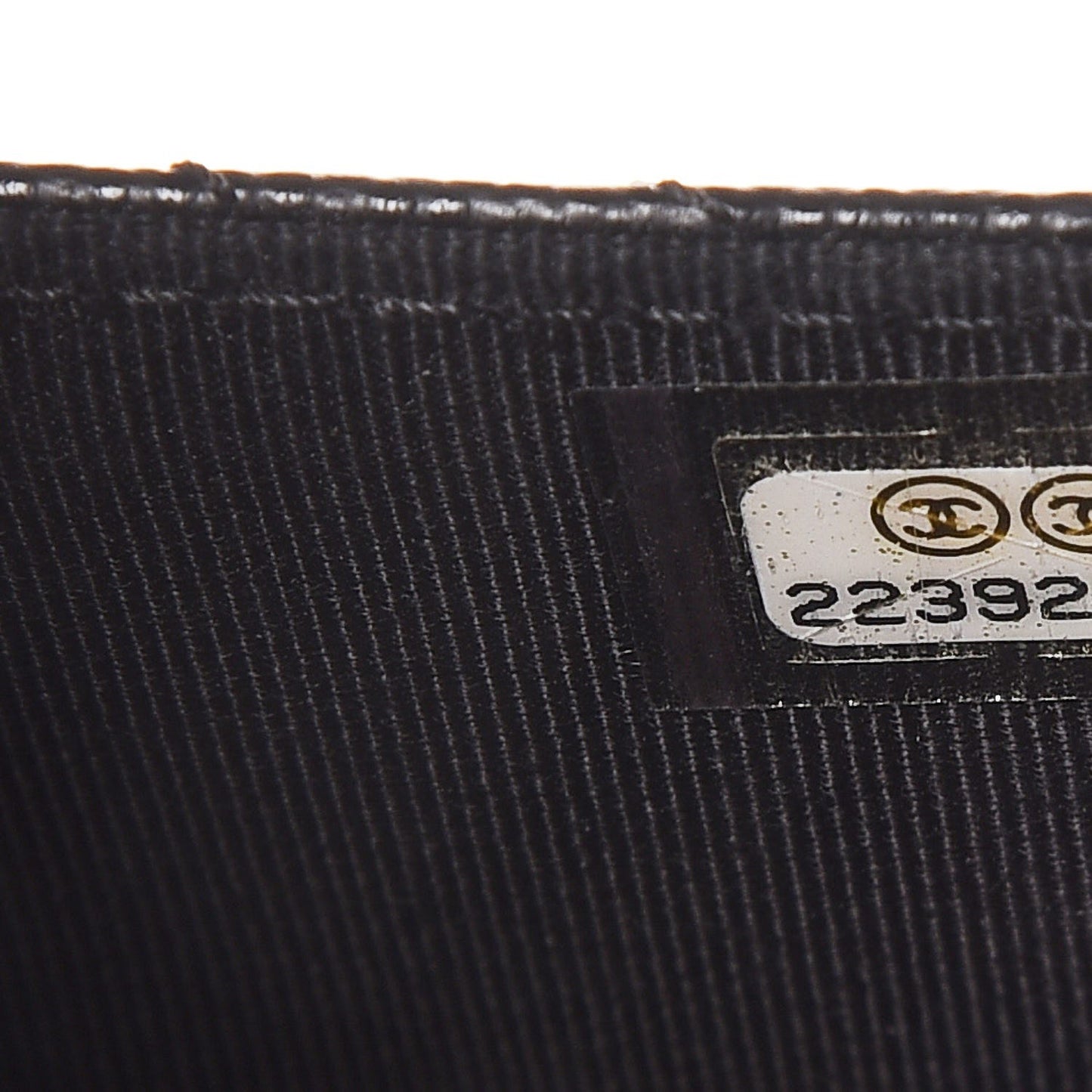 Caviar Chevron Quilted Wallet On Chain WOC Black