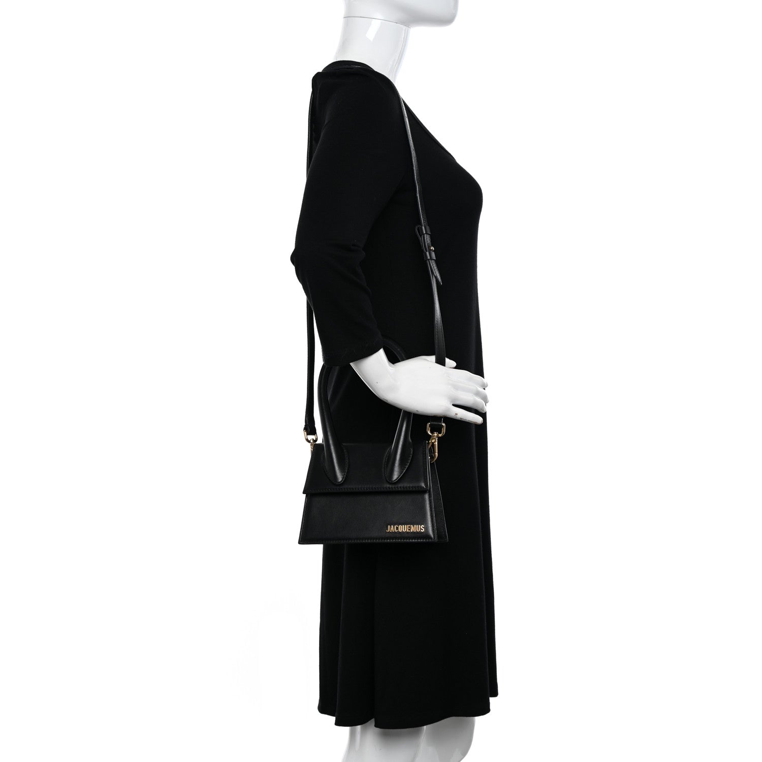 Jacquemus Smooth Calfskin Le Chiquito Moyen Black 2 of 11