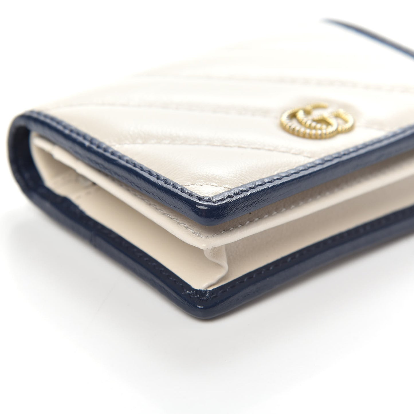 Vintage Effect Calfskin Matelasse Diagonal Torchon GG Marmont Card Case Wallet Mystic White Blue Agata