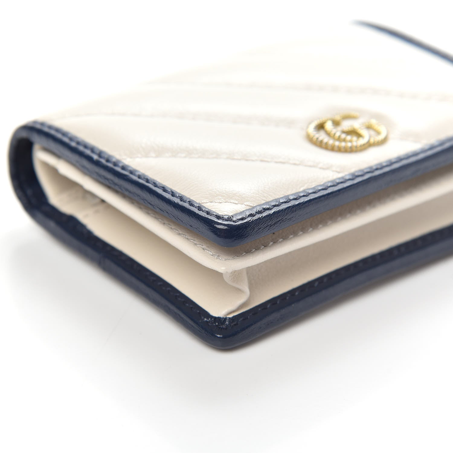 Gucci Vintage Effect Calfskin Matelasse Diagonal Torchon GG Marmont Card Case Wallet Mystic White Blue Agata 9 of 10
