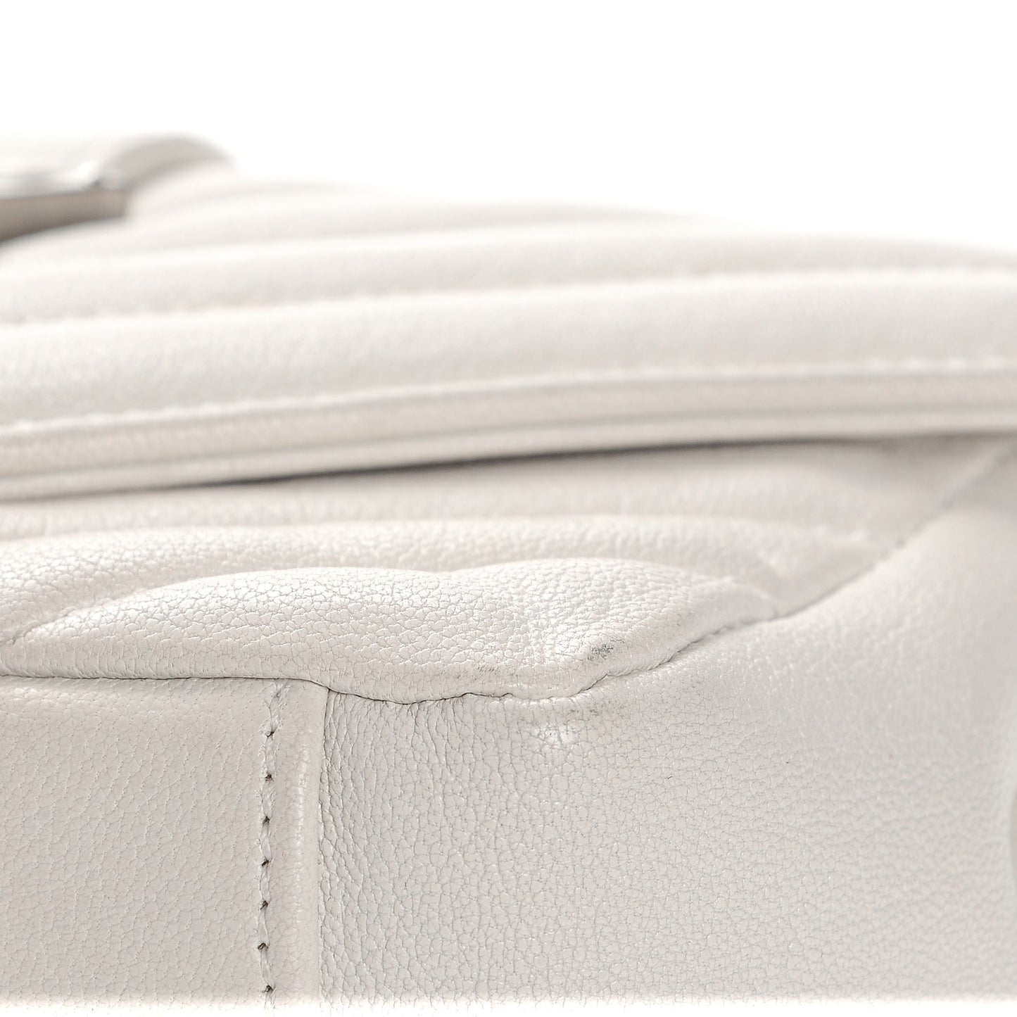 Sheepskin Matelasse Monogram Classic Baby Chain Bag Porcellana