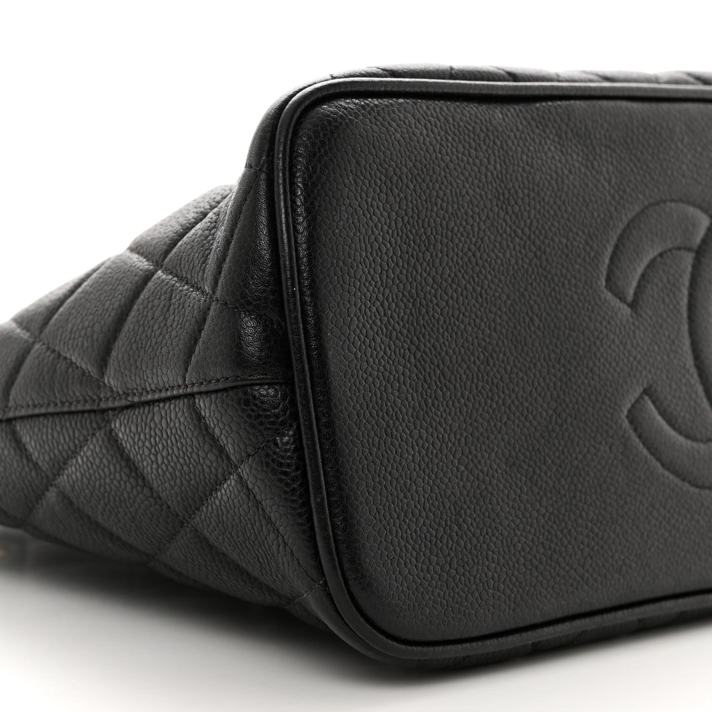 Caviar Quilted Shoulder Bag Black