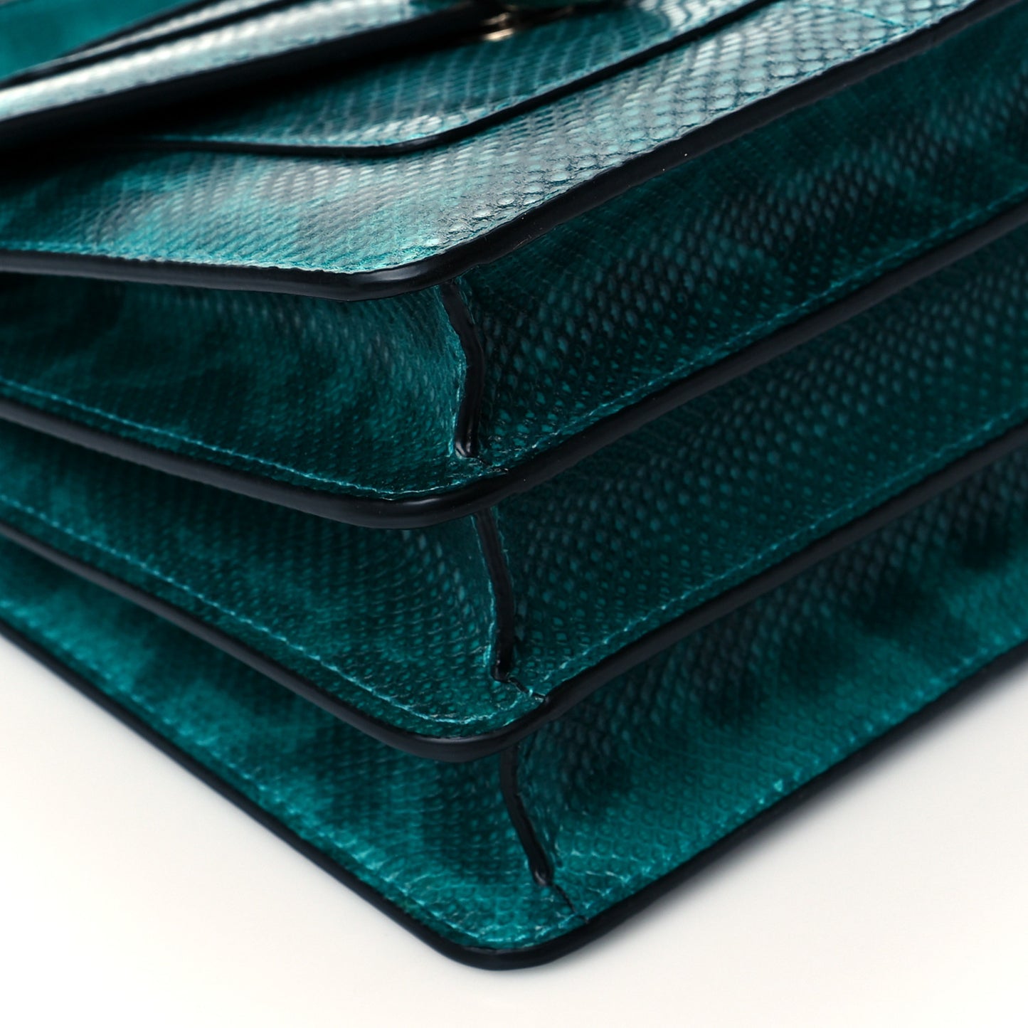 Shiny Karung Serpenti Forever Top Handle Emerald Green