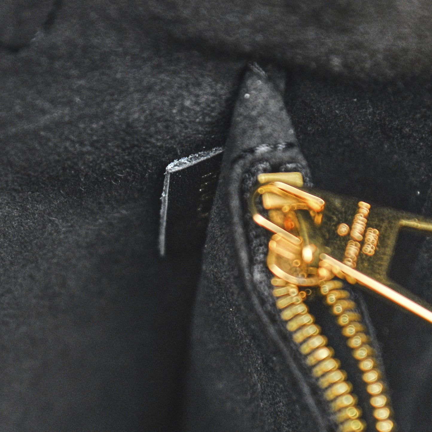 Damier Ebene Belmont PM Black