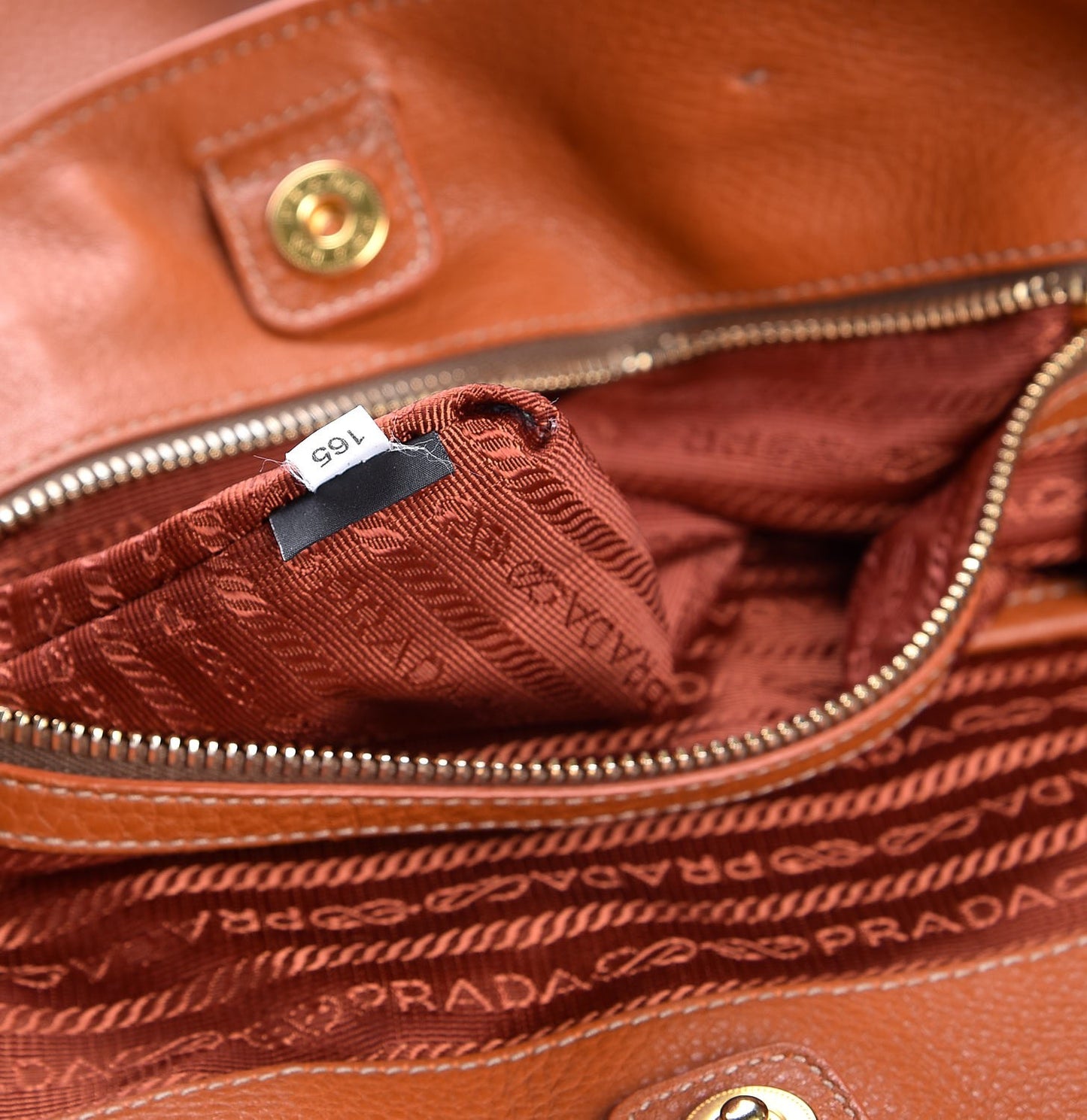 Vitello Daino Tote Caramel