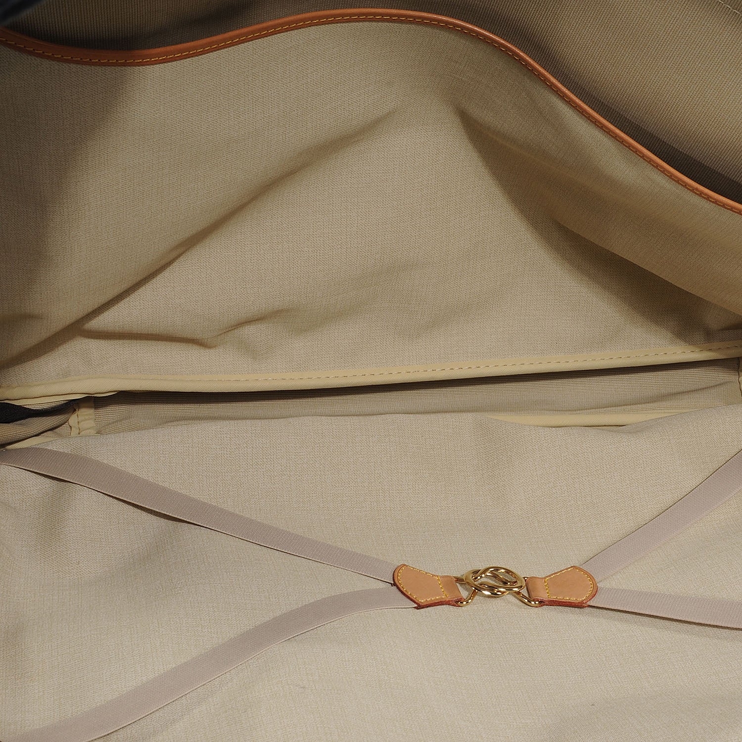 Louis Vuitton Monogram Alize 3 Compartment Bag 8 of 10