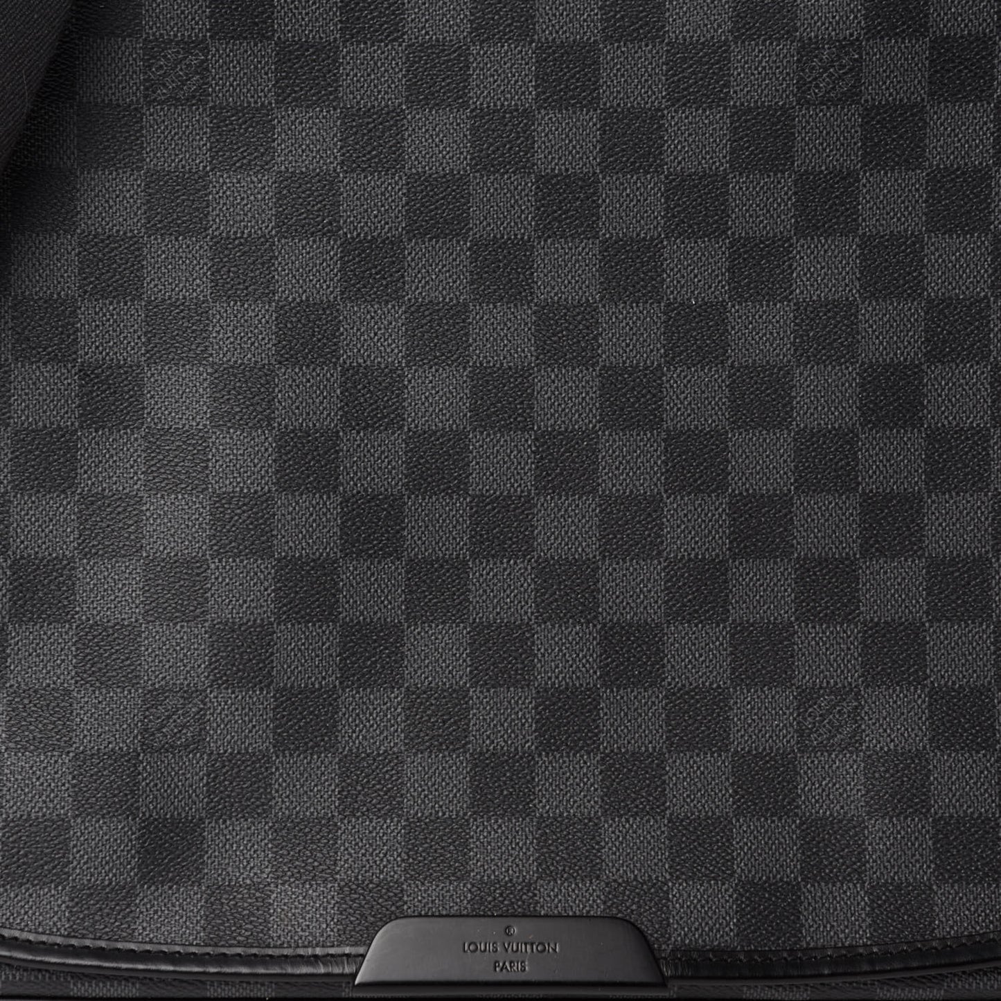 Damier Graphite Daniel GM