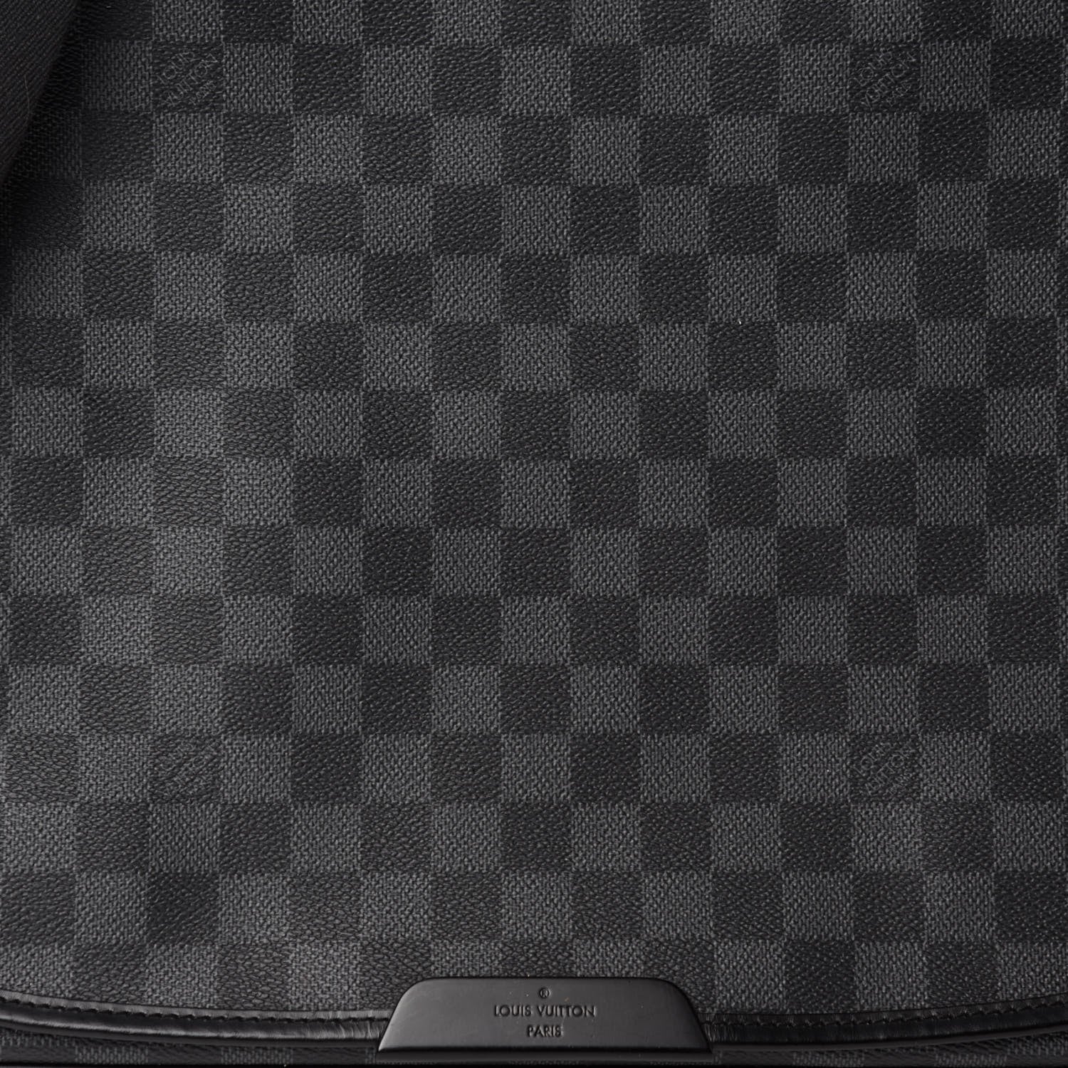 Louis Vuitton Damier Graphite Daniel GM 10 of 10