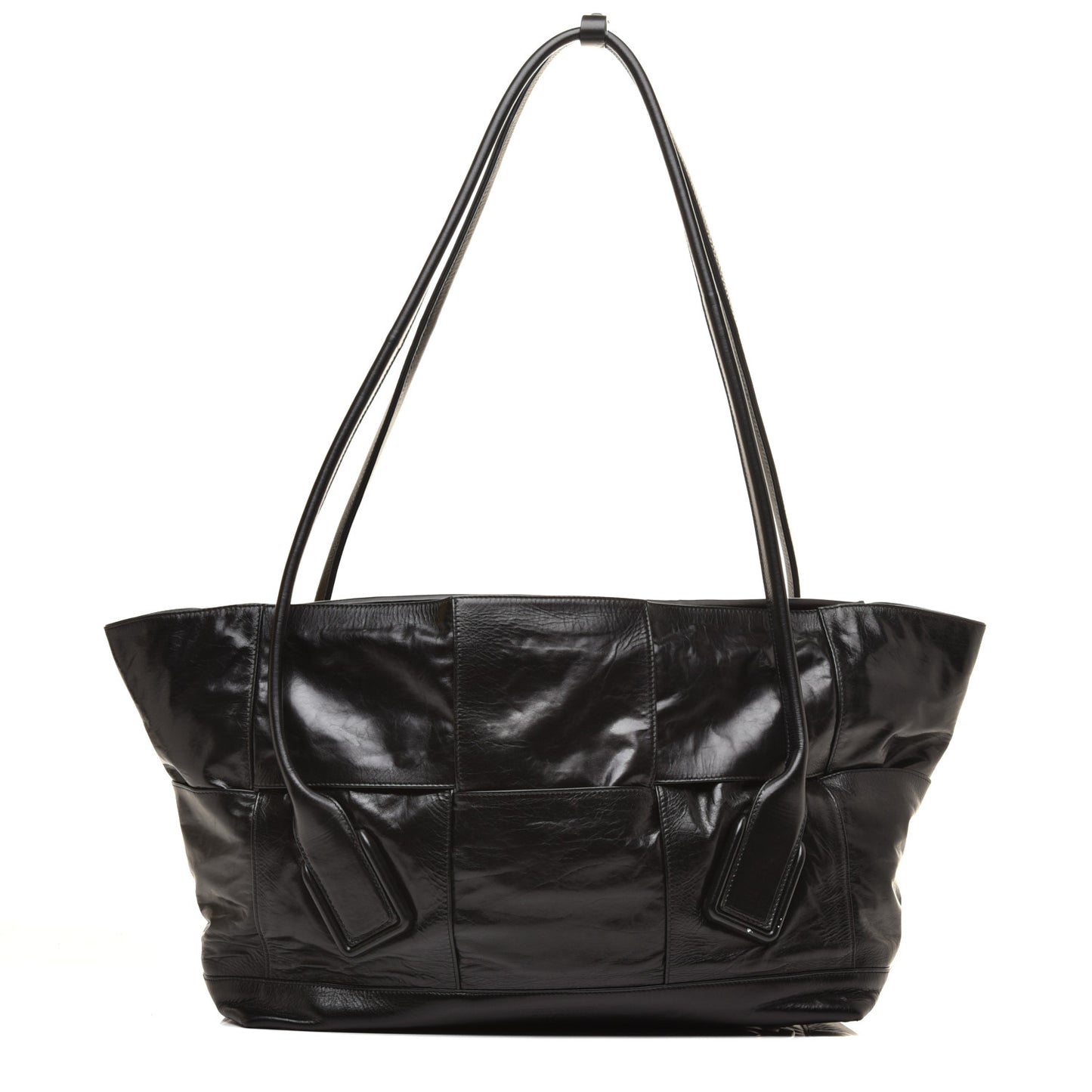 Paper Calfskin Maxi Intrecciato Medium Arco Slouch Black