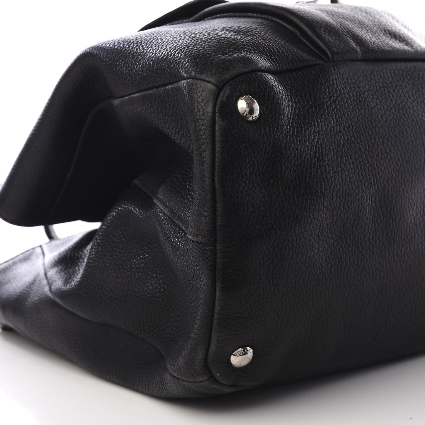 Vitello Daino Shoulder Bag Black