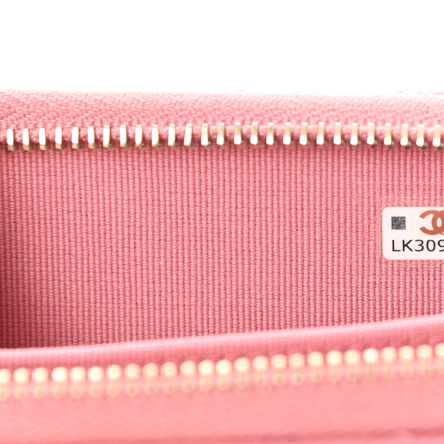 Caviar Quilted Zip Card Holder Pink