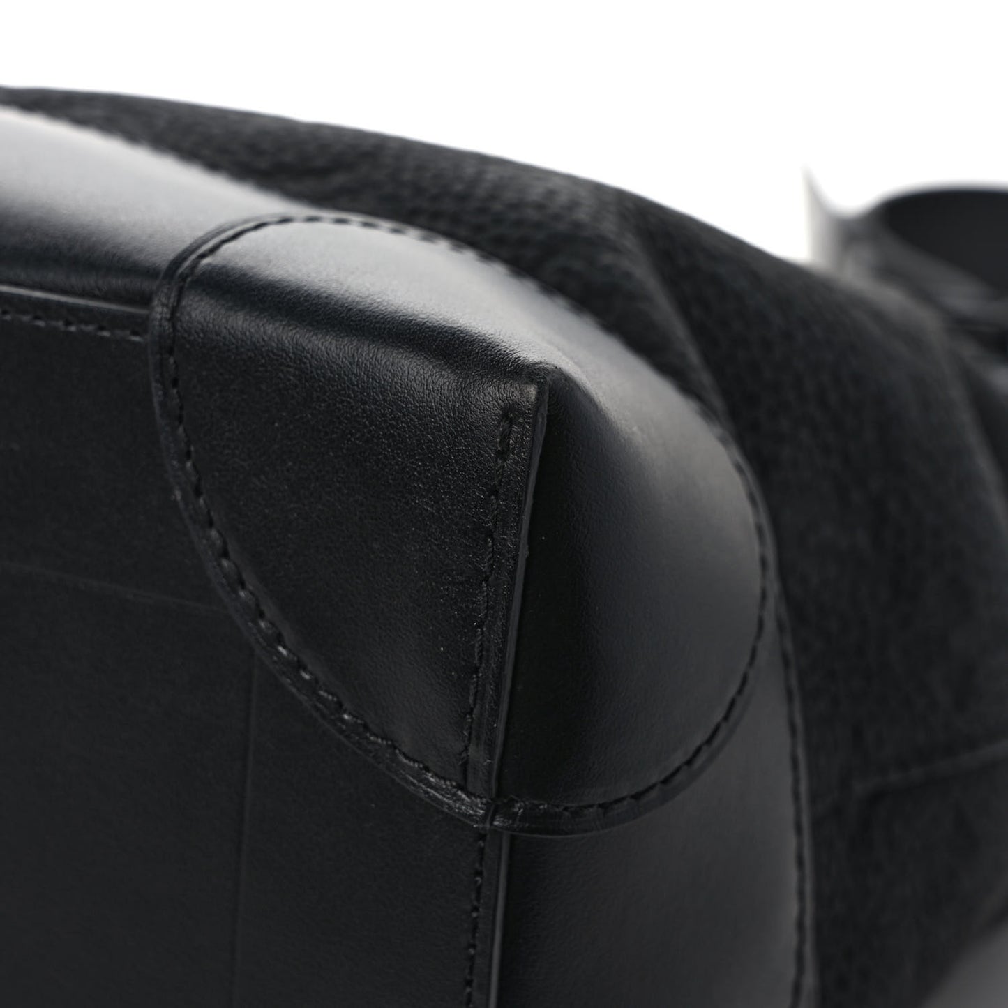 Taurillon Monogram Steamer PM Black