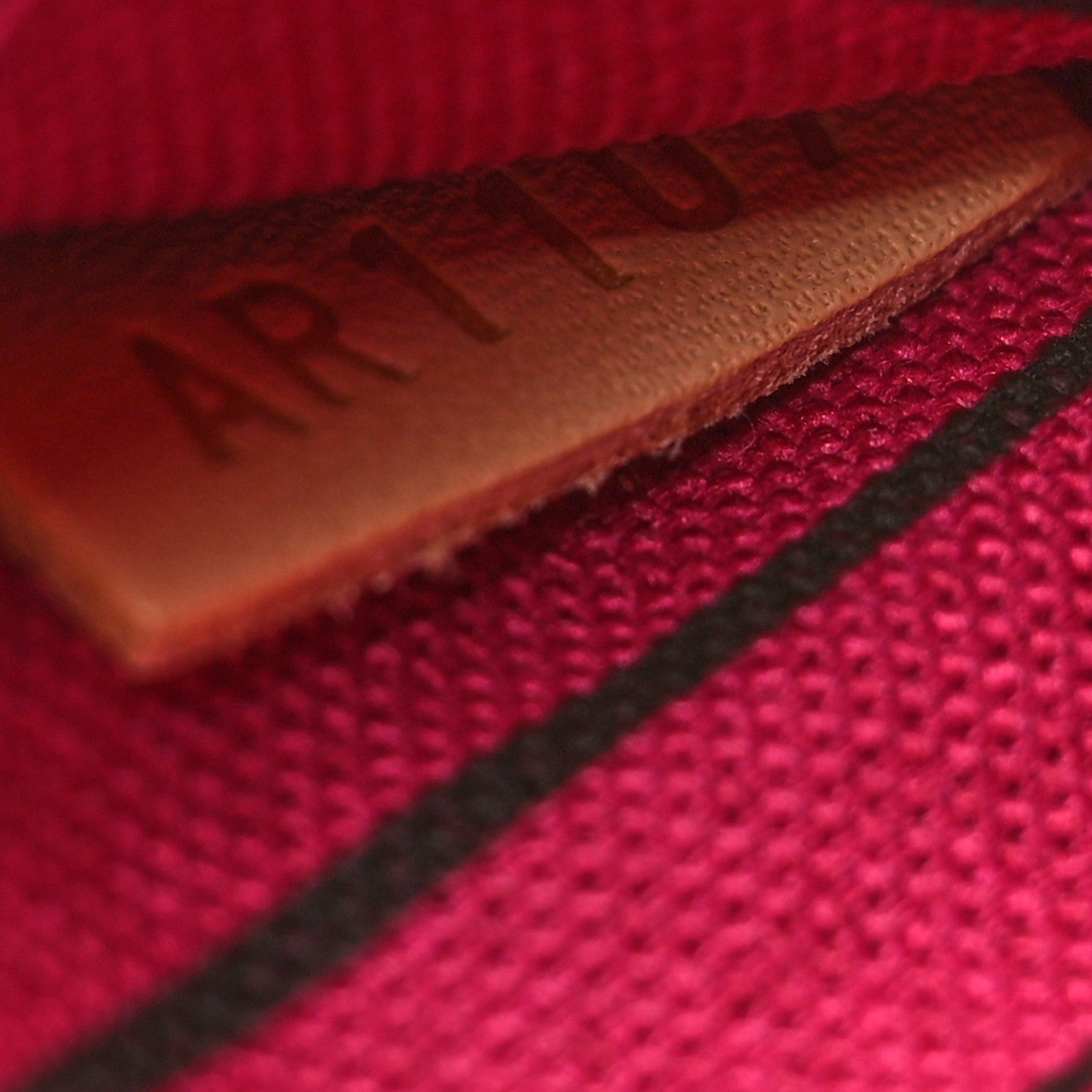 Louis Vuitton Monogram Neverfull PM Pochette Pivoine 4 of 10