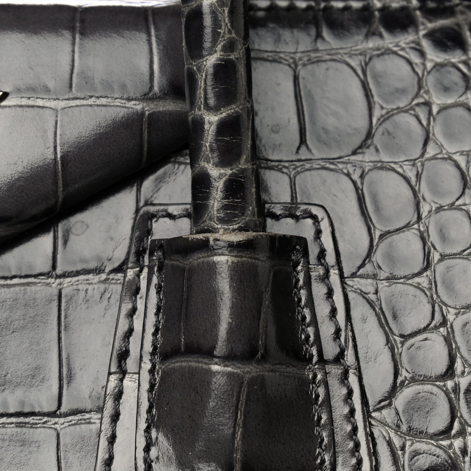 Givenchy Calfskin Crocodile Embossed Small Antigona Storm Grey 18 of 20