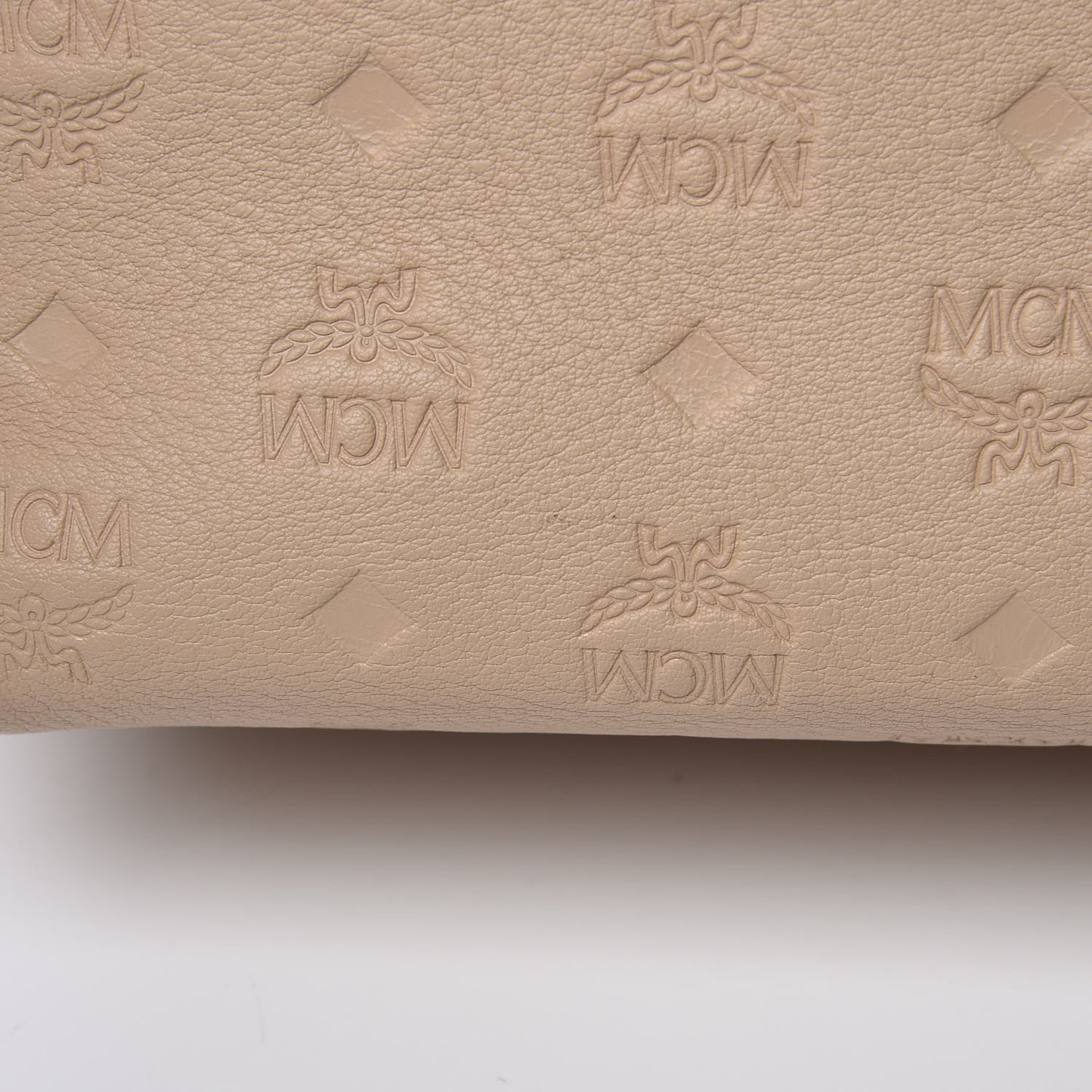 Grained Calfskin Medium Klara Hobo New Beige