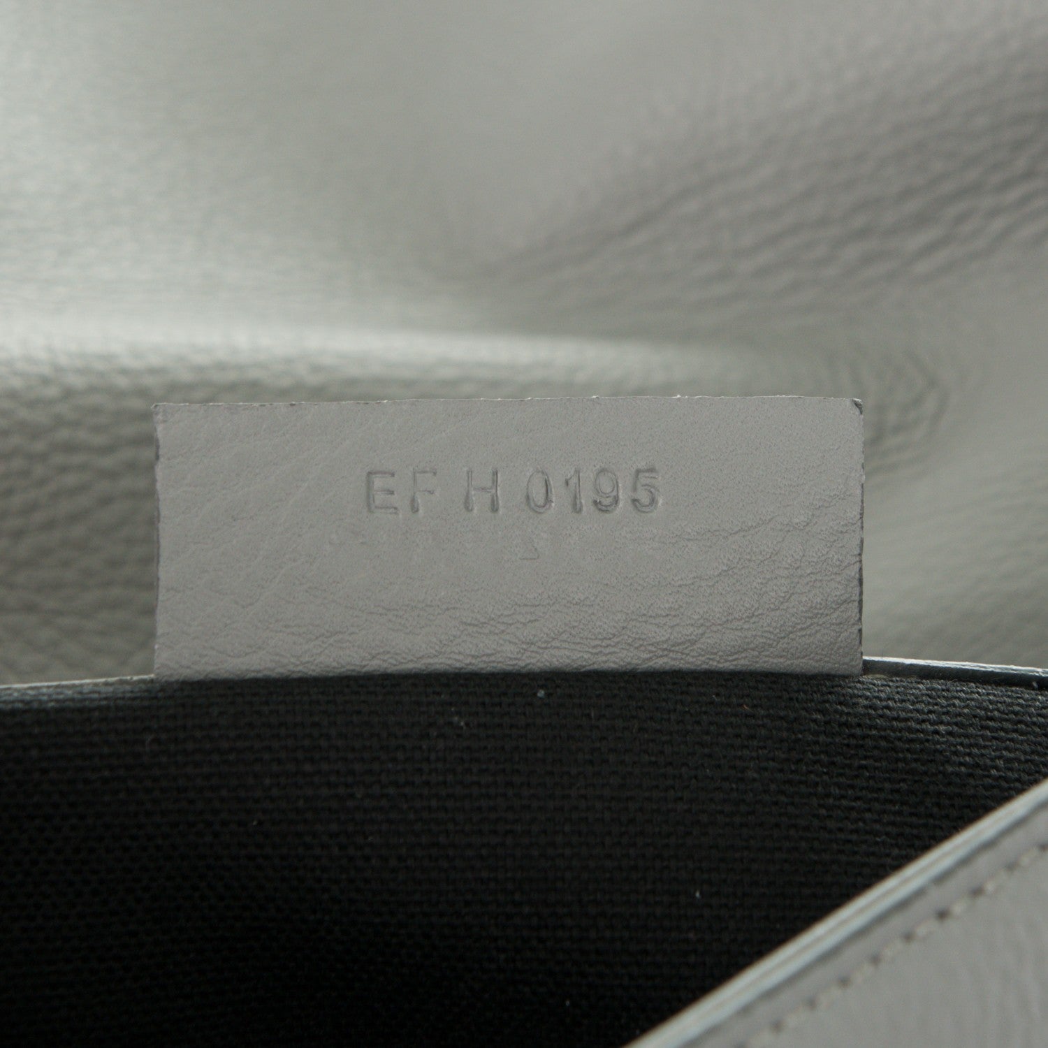 Givenchy Grained Calfskin Medium Pandora Pure Flap Bag Pearl Grey 7 of 7