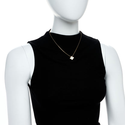 Van Cleef & Arpels 18K Yellow Gold Mother of Pearl Vintage Alhambra Pendant Necklace 2 of 6