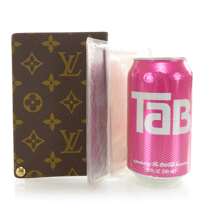 Louis Vuitton Monogram Credit Card Photo Holder 2 of 9