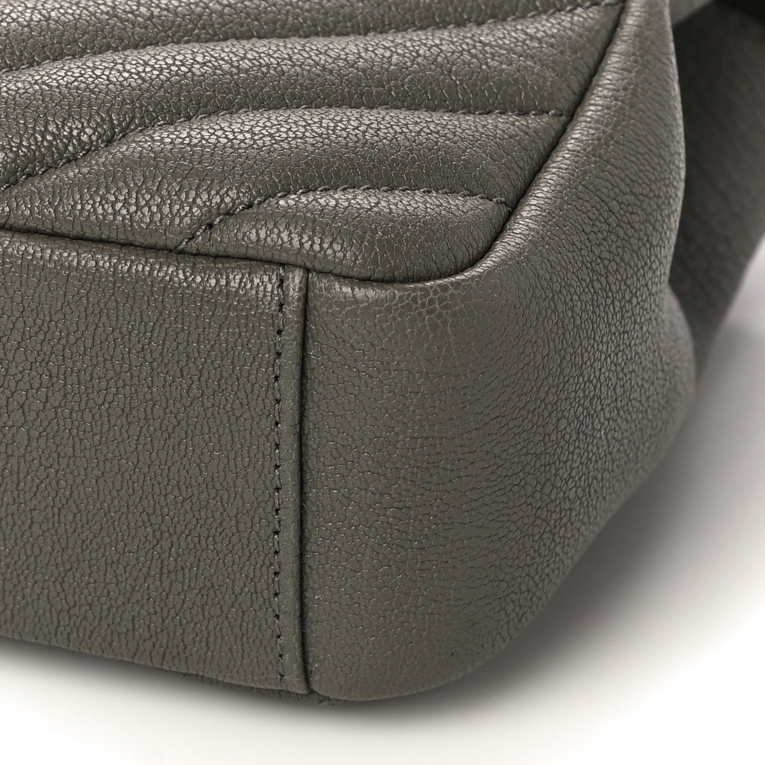 Saint Laurent Sheepskin Matelasse Chevron Monogram Medium College Bag Fog 5 of 8