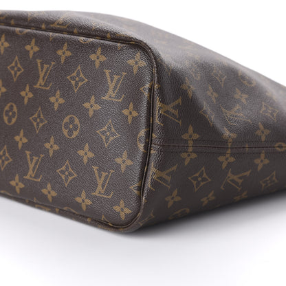 Louis Vuitton Monogram Neverfull MM 7 of 10