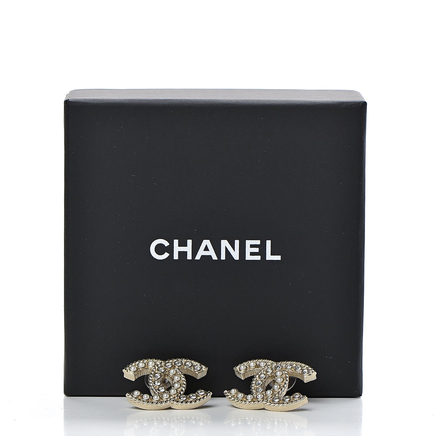 Pearl Crystal April In Paris CC Earrings Light Gold