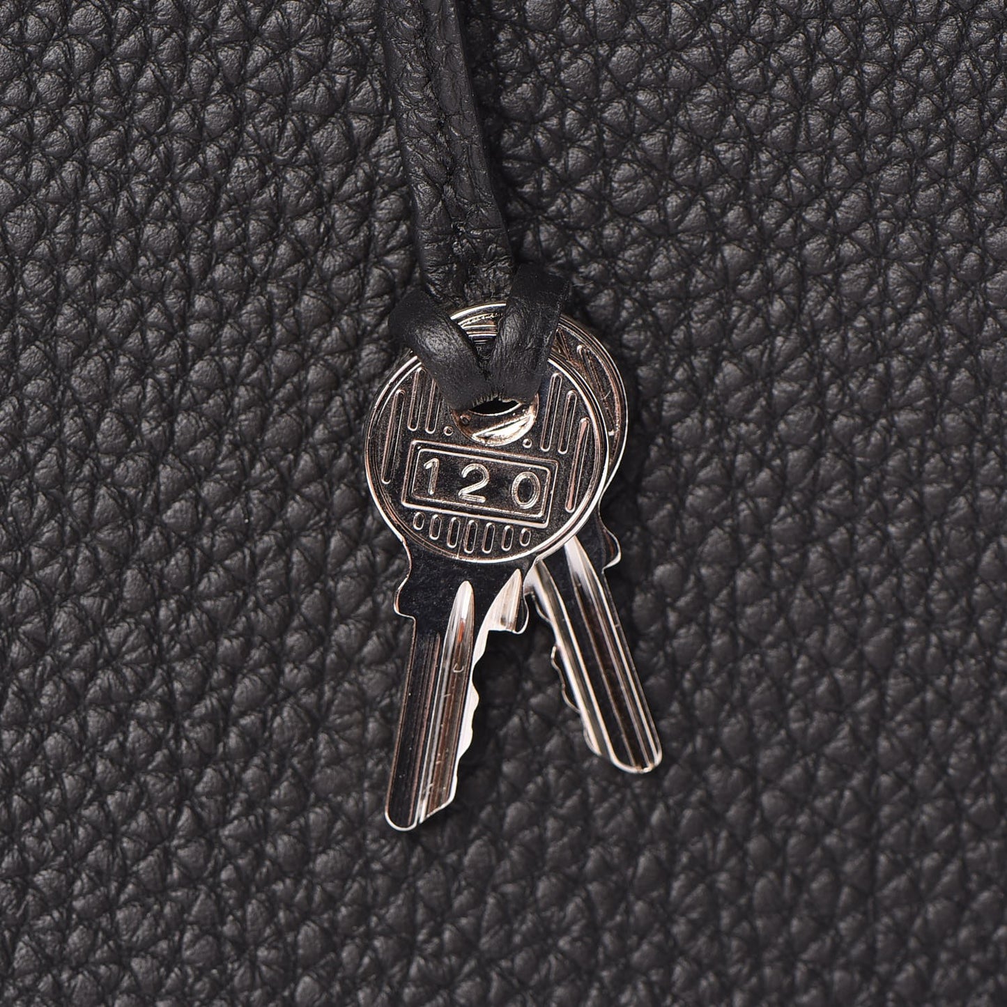 Togo Verso Kelly Retourne 35 Black Bleu Agate