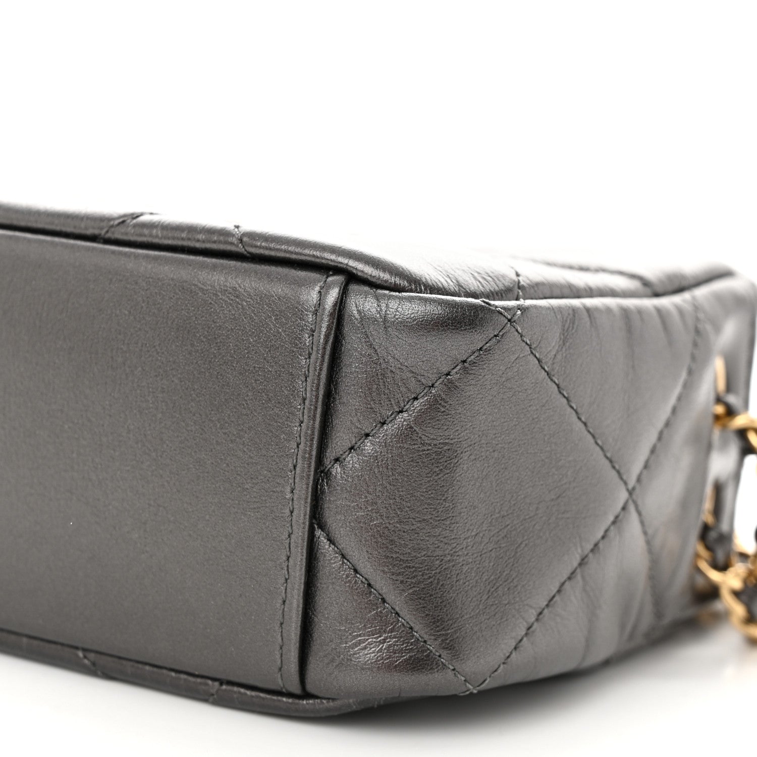 Chanel Metallic Calfskin Pearl Quilted CC Mini Camera Case Ruthenium 10 of 11