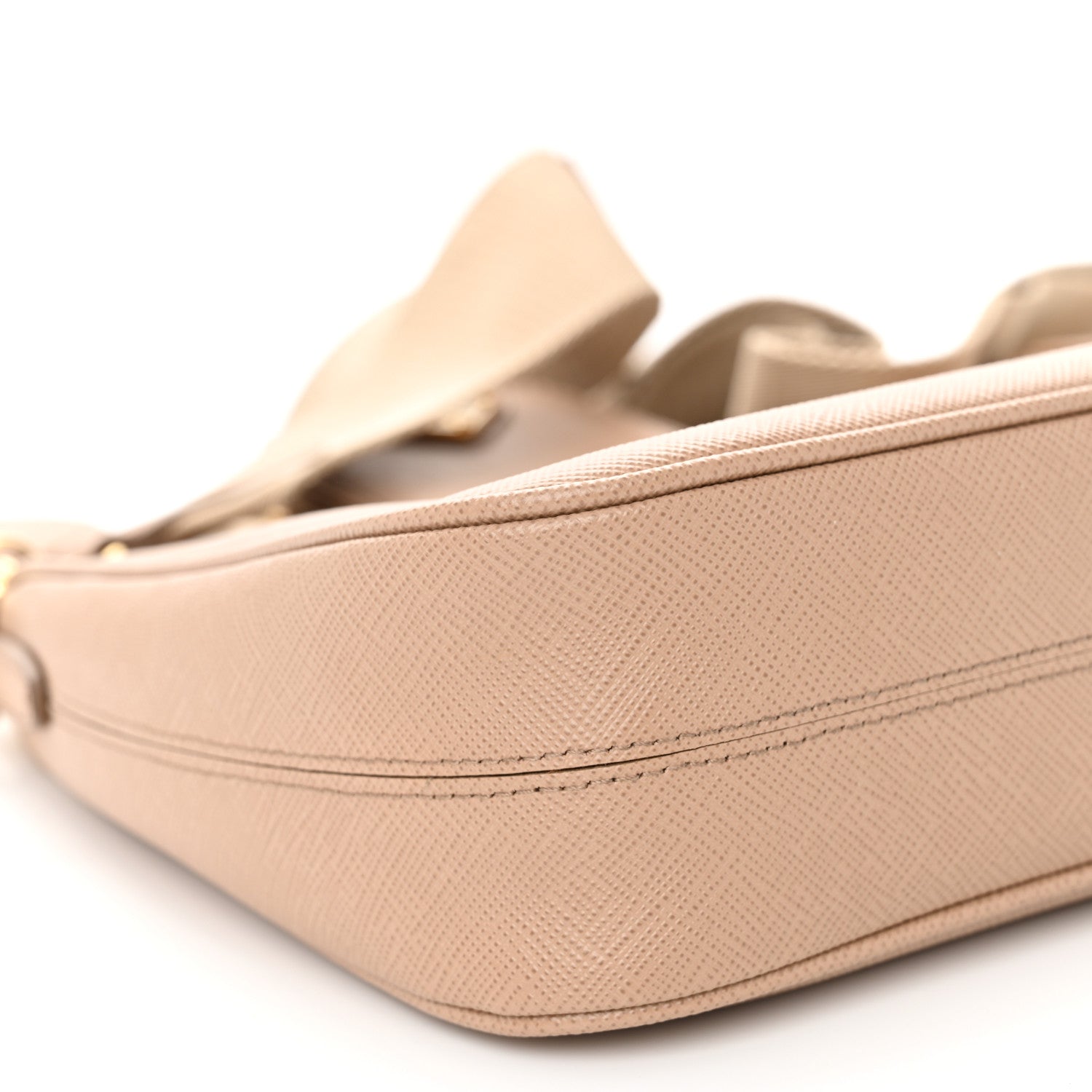 Prada Saffiano Lux Re-Edition 2005 Shoulder Bag Cammeo 8 of 10